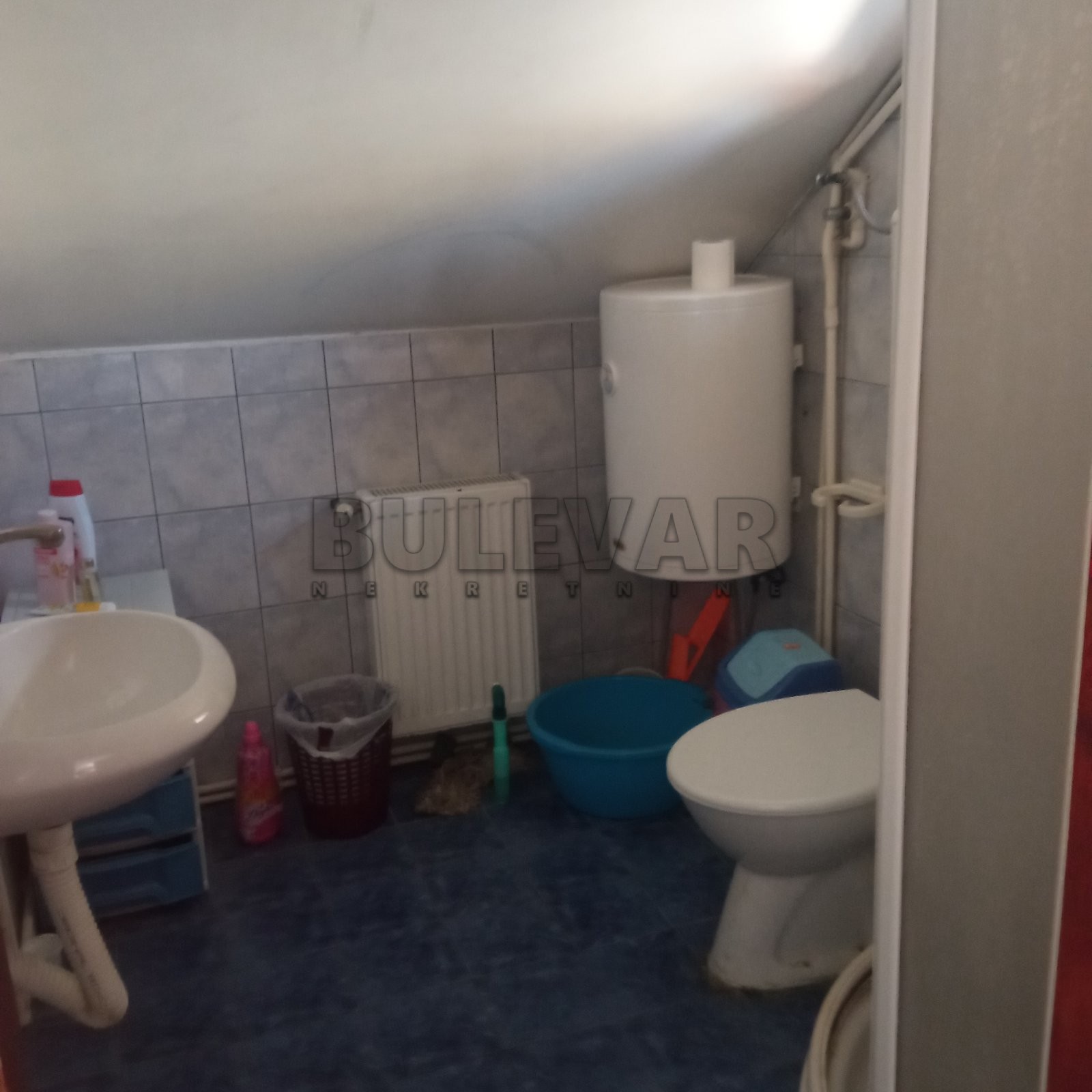 četvorosobna kuća, 247 m2, Centar, Kamenička ID: i-010752 6