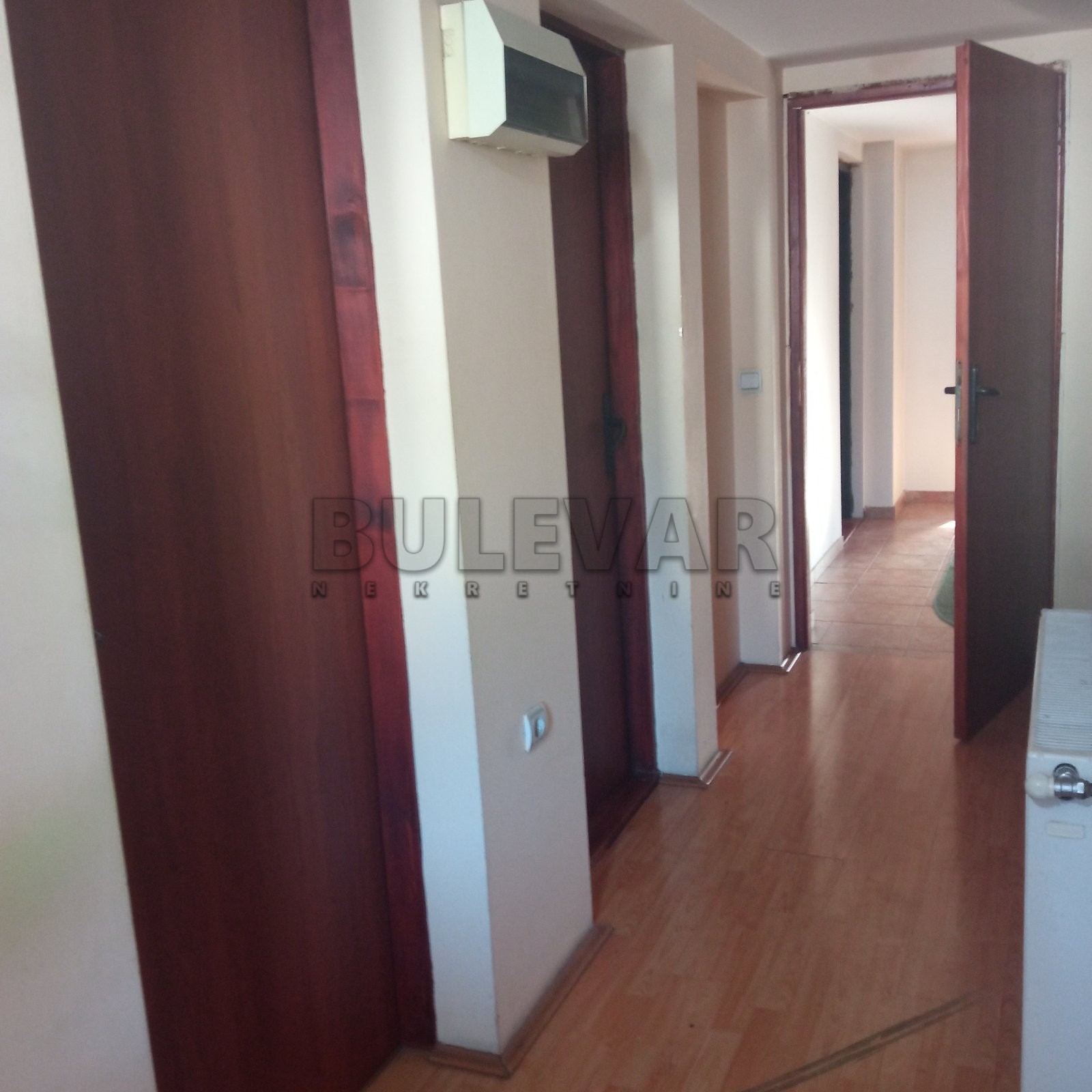 četvorosobna kuća, 247 m2, Centar, Kamenička ID: i-010752 29