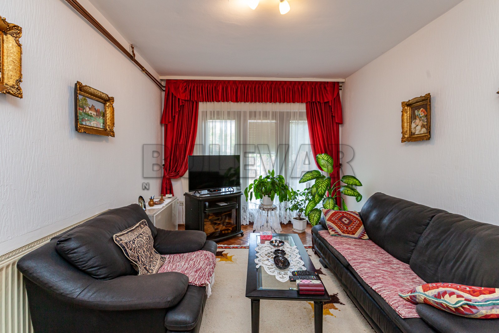 četvorosobna kuća, 248 m2, Niška Banja, Bulevar svetog cara ID: p-06630 2