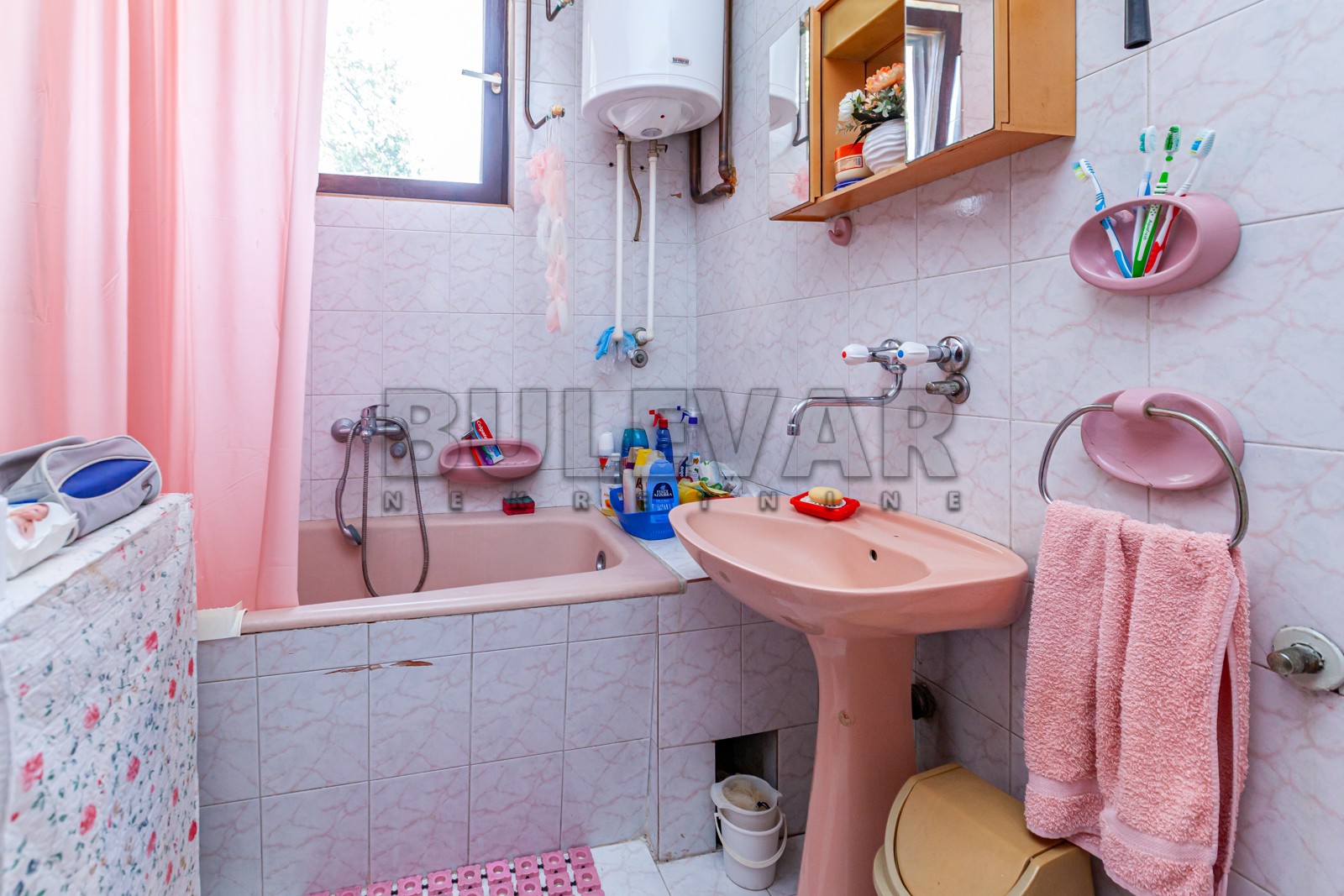 četvorosobna kuća, 248 m2, Niška Banja, Bulevar svetog cara ID: p-06630 4