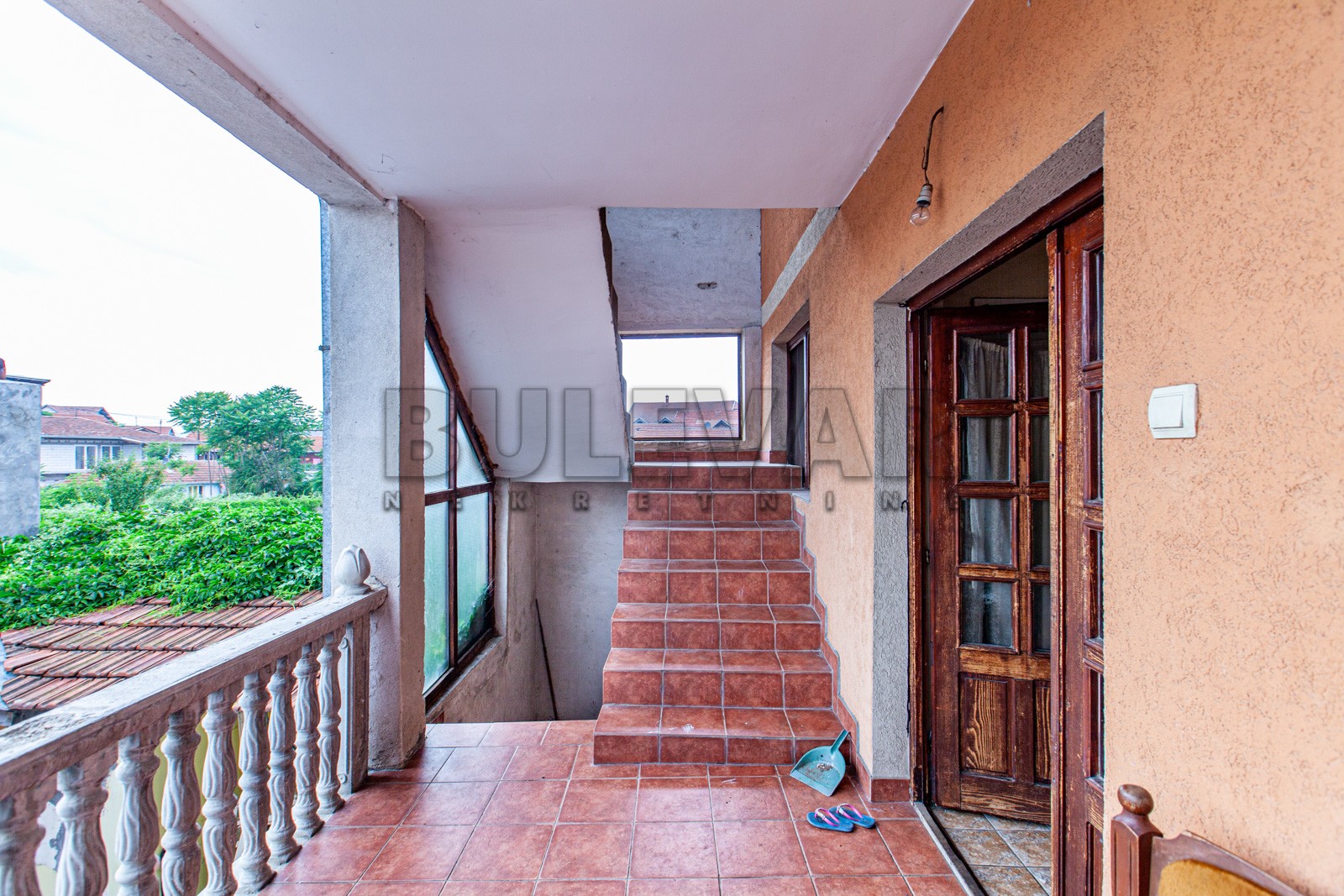 četvorosobna kuća, 250 m2, Crveni krst, Moravska ID: p-03569 3