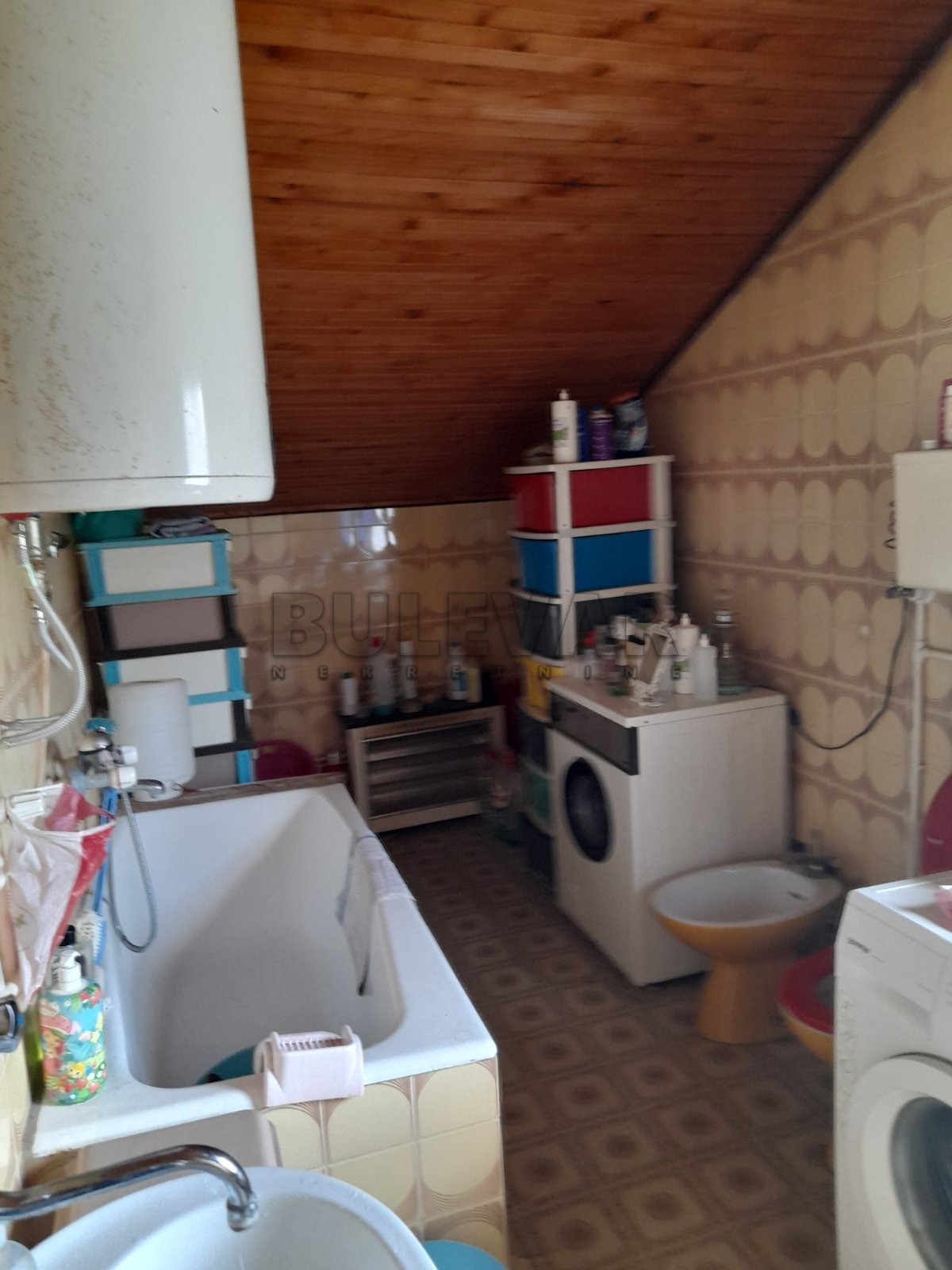 četvorosobna kuća, 250 m2, Knić, Knić ID: p-05491 17