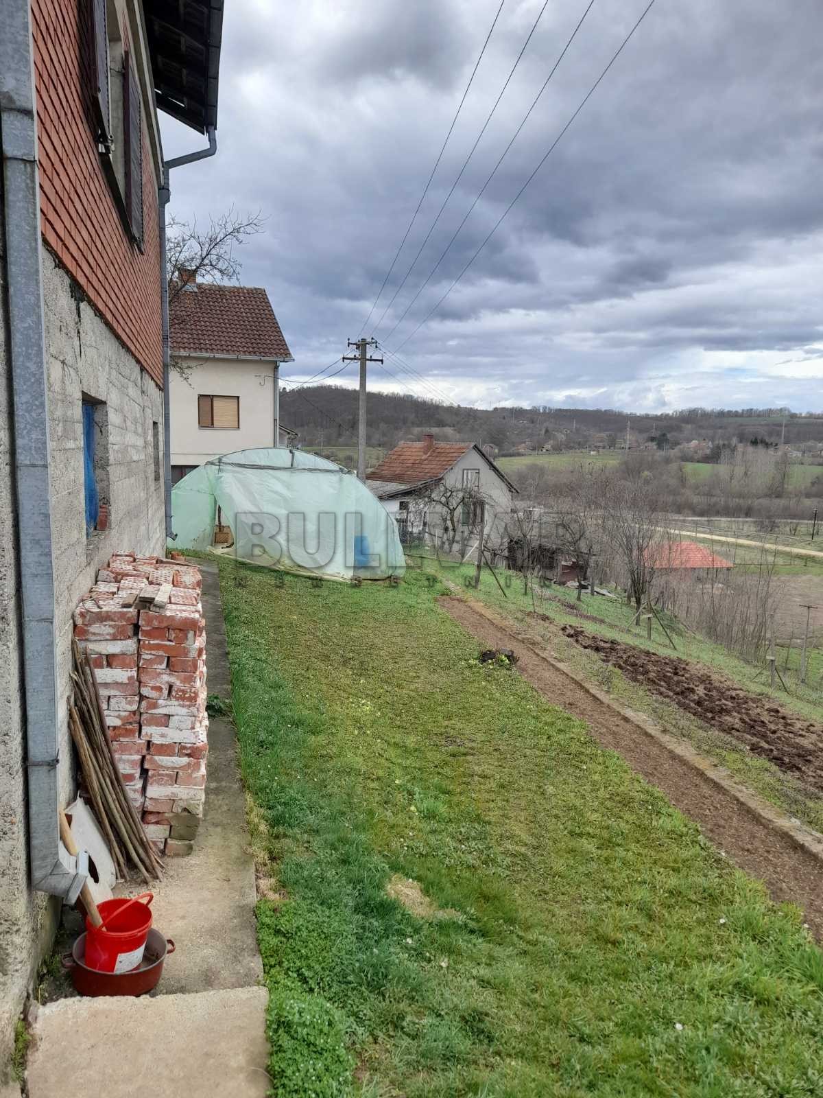 četvorosobna kuća, 250 m2, Knić, Knić ID: p-05491 22