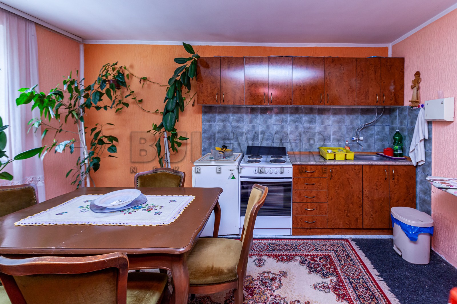 četvorosobna kuća, 250 m2, Sićevo, Sićevo ID: p-08432 9