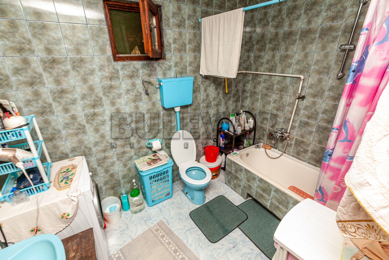 četvorosobna kuća, 250 m2, Sićevo, Sićevo ID: p-08432 21