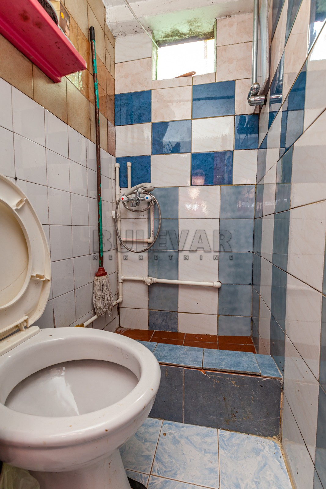 četvorosobna kuća, 250 m2, Sićevo, Sićevo ID: p-08432 23