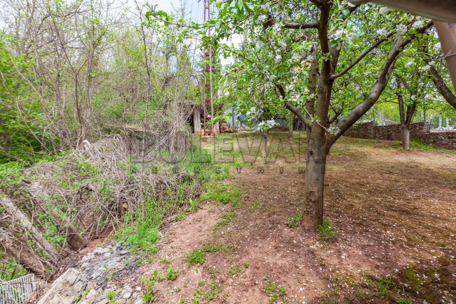 četvorosobna kuća, 250 m2, Sićevo, Sićevo ID: p-08432 18