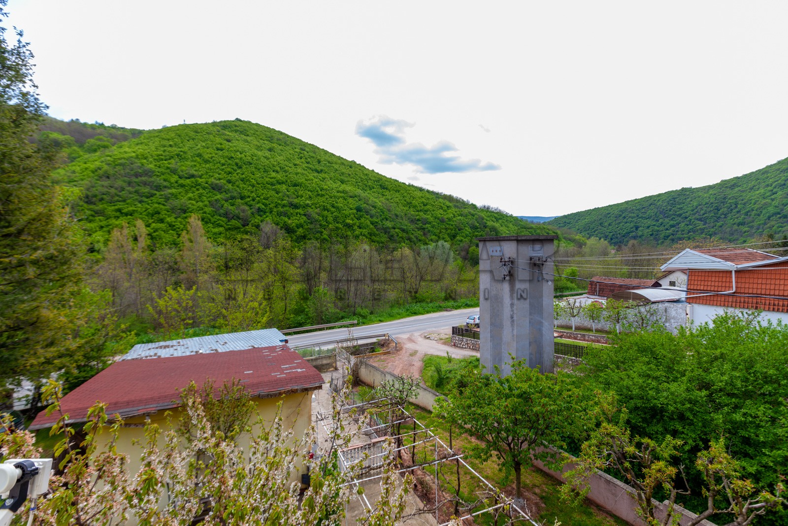 četvorosobna kuća, 250 m2, Sićevo, Sićevo ID: p-08432 19