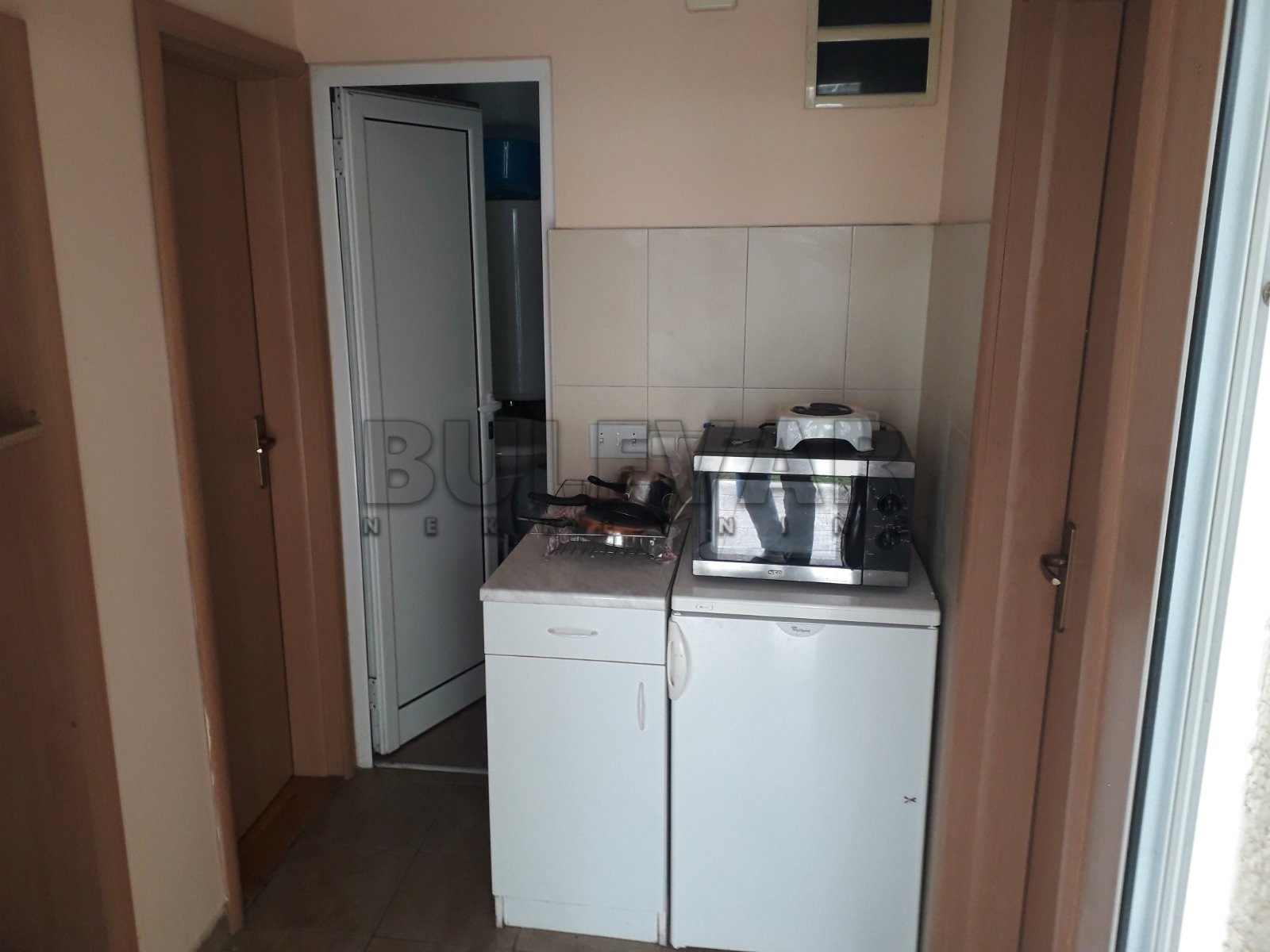 četvorosobna kuća, 257 m2, Vašarište, Prištinska ID: p-04155 23