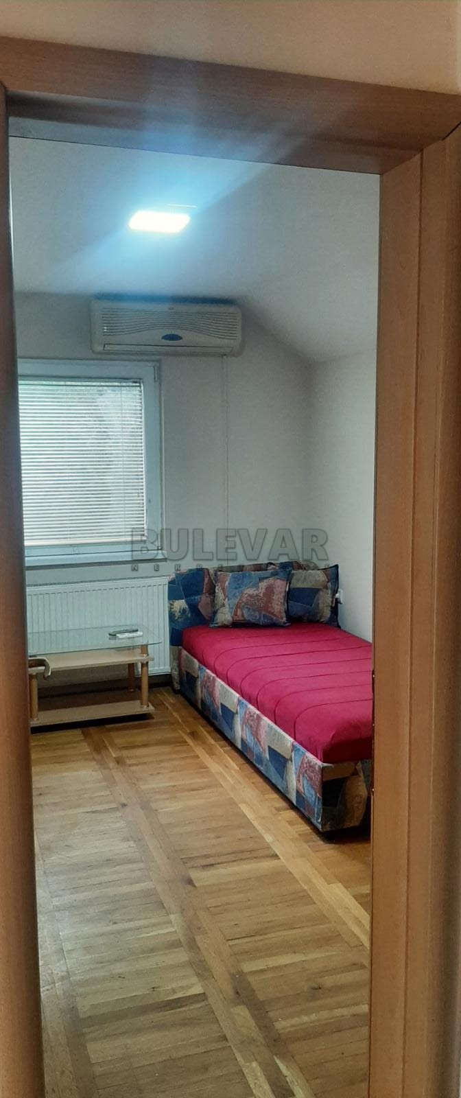 četvorosobna kuća, 257 m2, Vašarište, Prištinska ID: p-04155 19