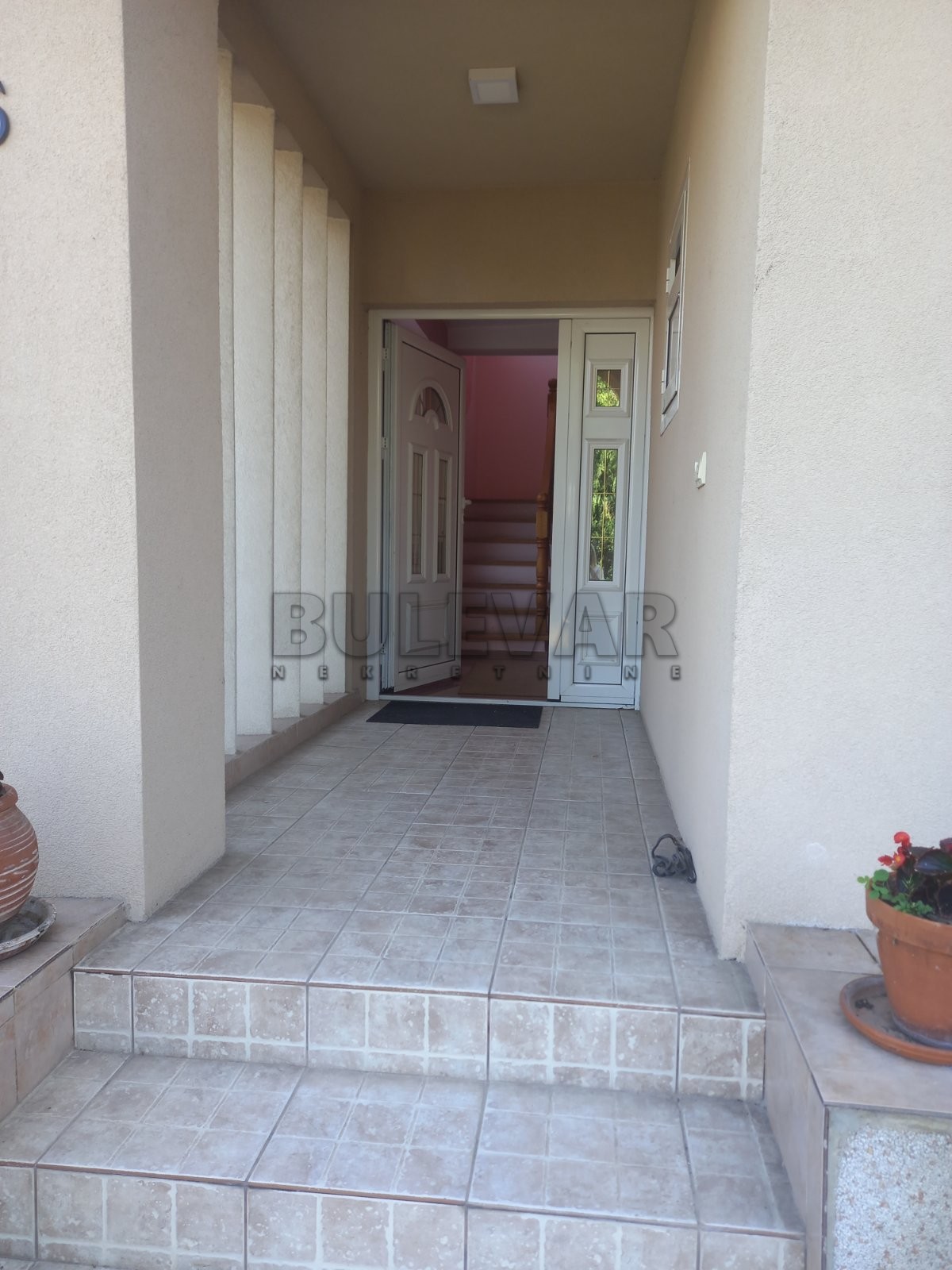 četvorosobna kuća, 257 m2, Vašarište, Prištinska ID: p-04155 28