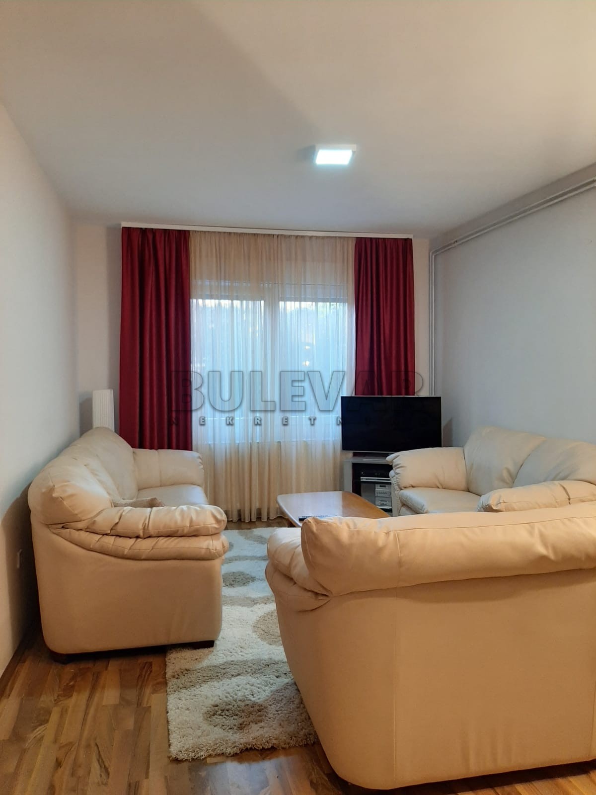 četvorosobna kuća, 257 m2, Vašarište, Prištinska ID: p-04155 2