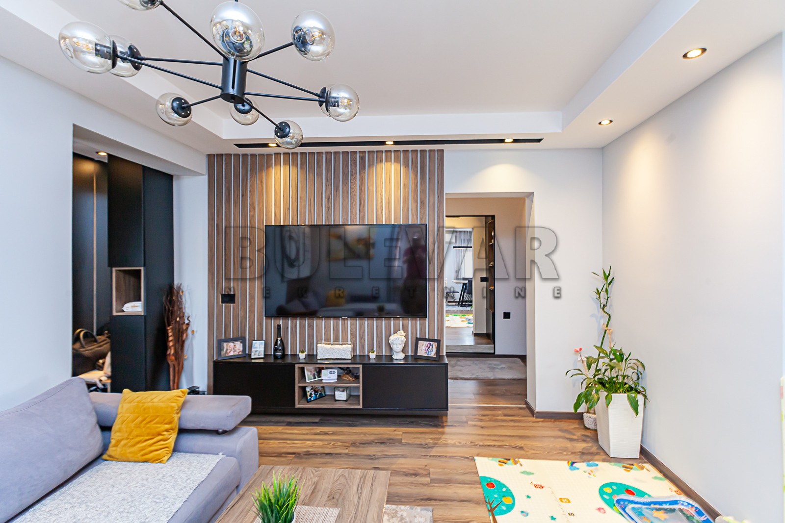 četvorosobna kuća, 265 m2, Čair, Ljube Nenadovića ID: p-09355 4