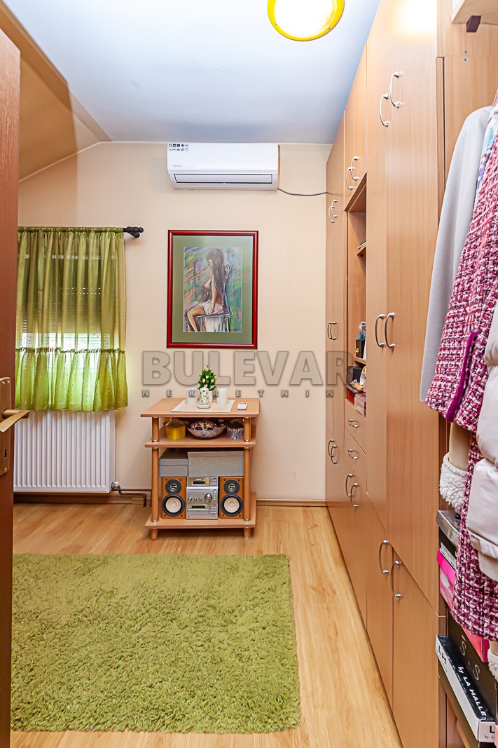 četvorosobna kuća, 265 m2, Čair, Ljube Nenadovića ID: p-09355 19