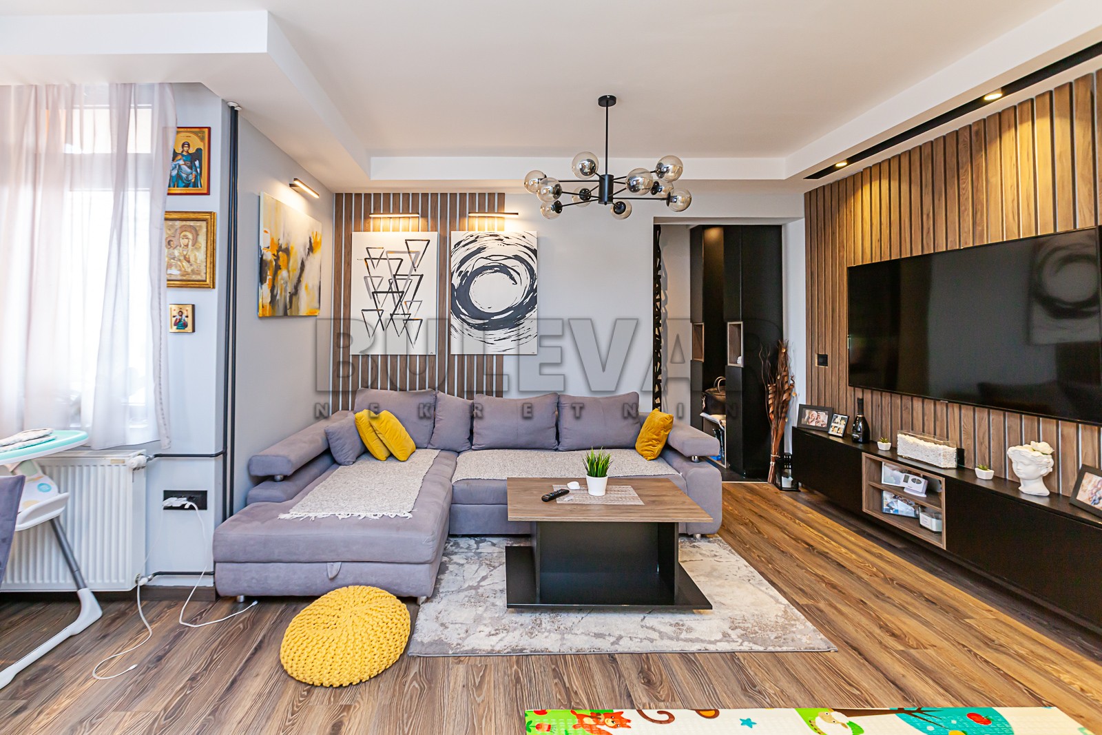 četvorosobna kuća, 265 m2, Čair, Ljube Nenadovića ID: p-09355 1