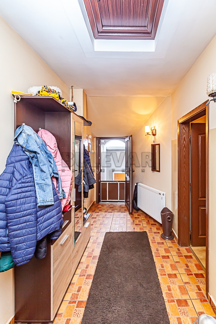 četvorosobna kuća, 265 m2, Čair, Ljube Nenadovića ID: p-09355 22