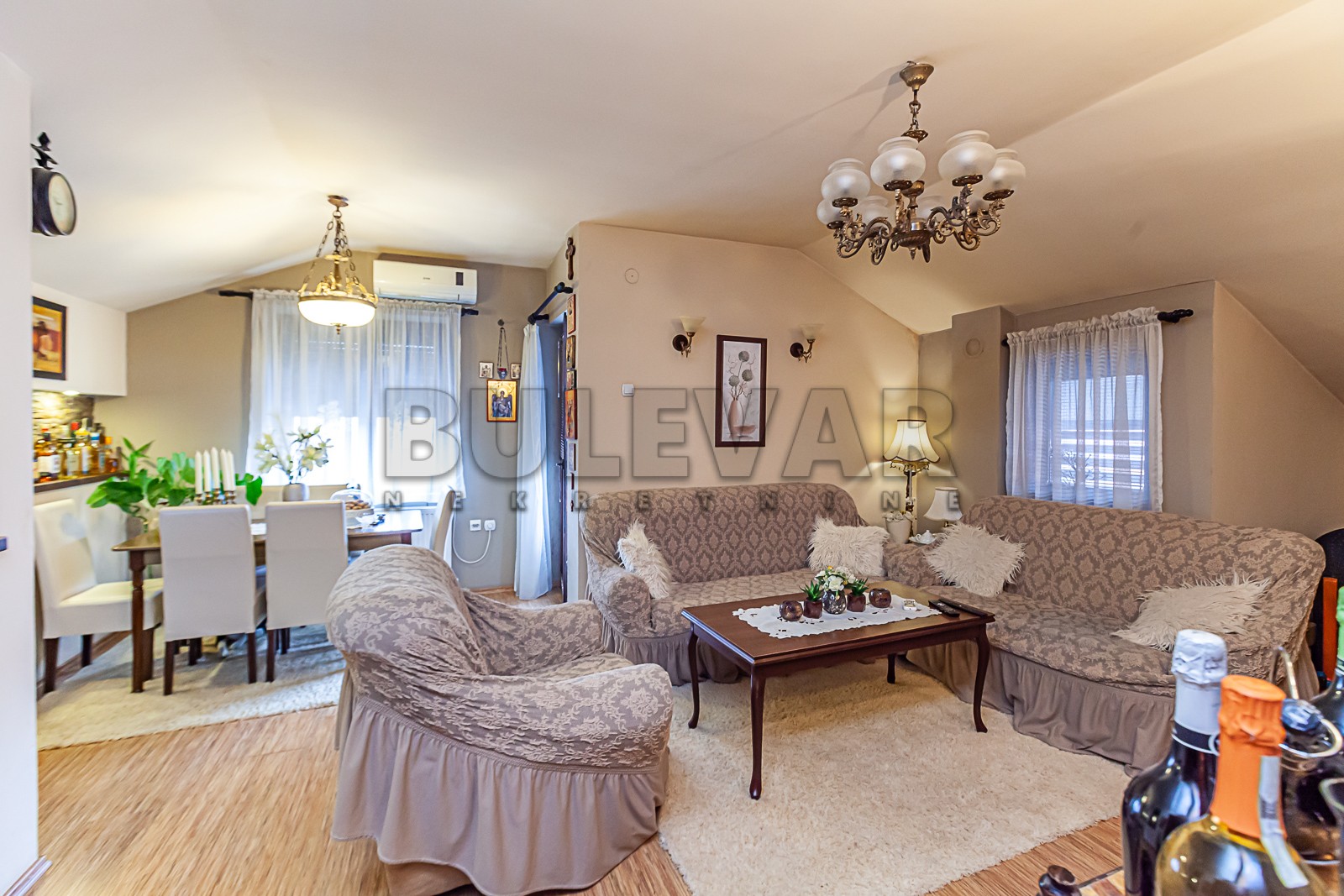 četvorosobna kuća, 265 m2, Čair, Ljube Nenadovića ID: p-09355 26