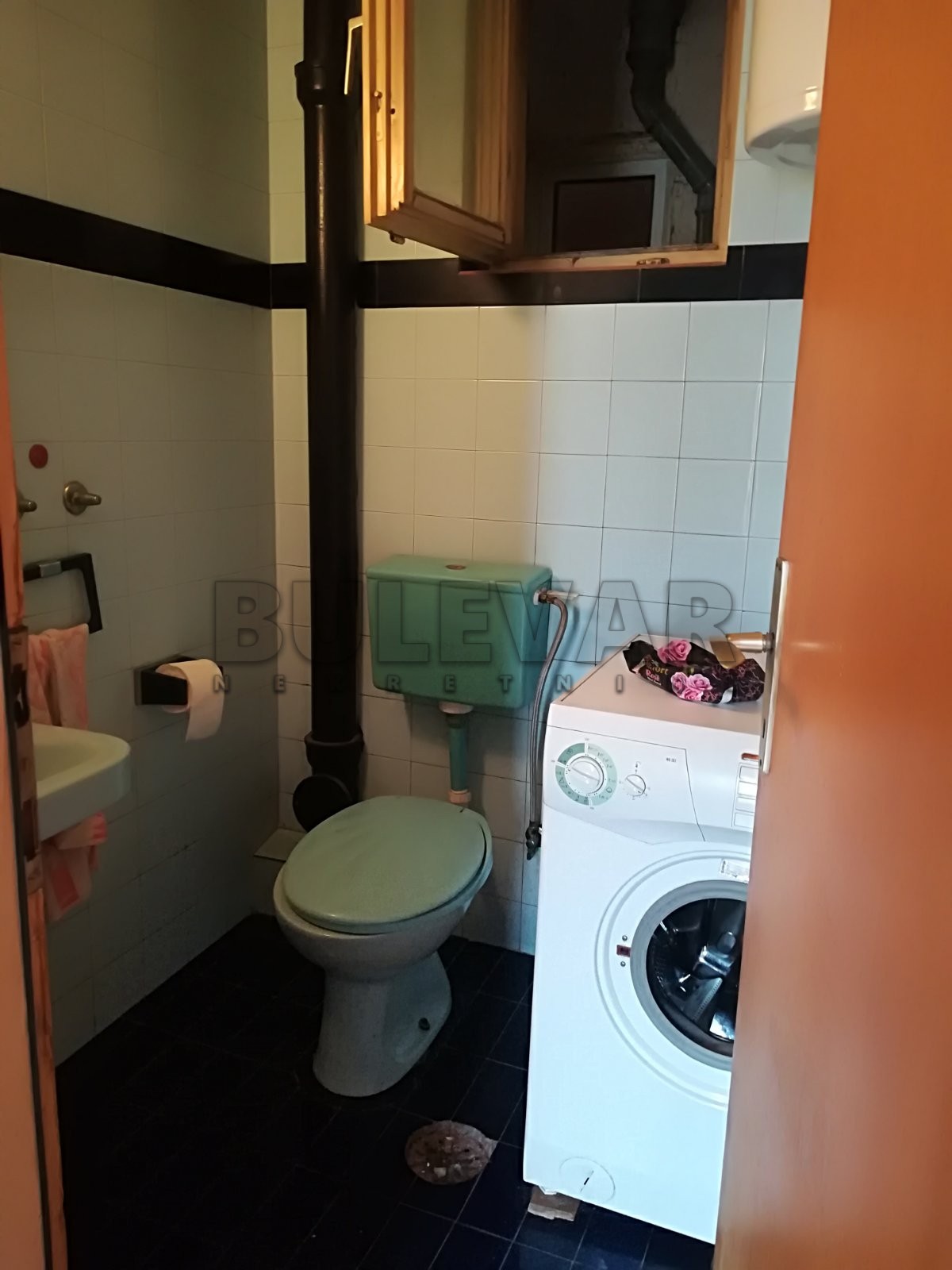 četvorosobna kuća, 270 m2, Crveni Pevac, Vojvode Tankosića ID: p-01401 7