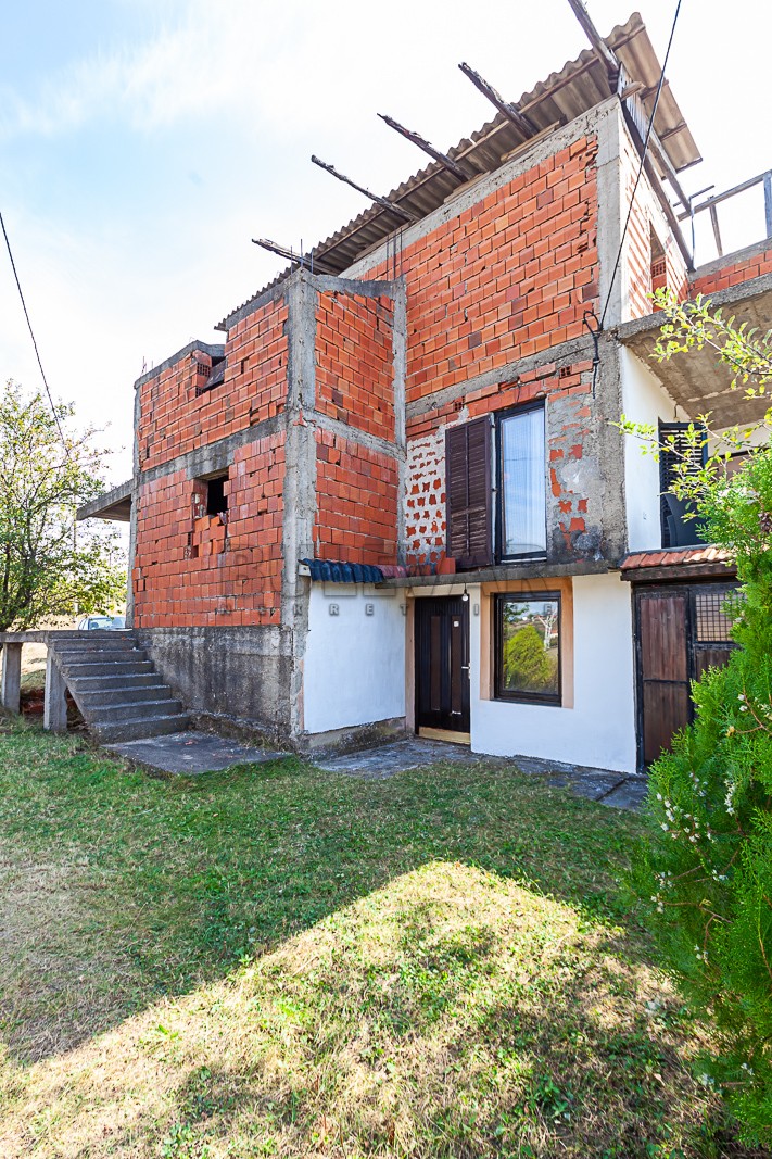 četvorosobna kuća, 270 m2, Palilula, Donjovlaška prilaz 3 ID: p-09847 3