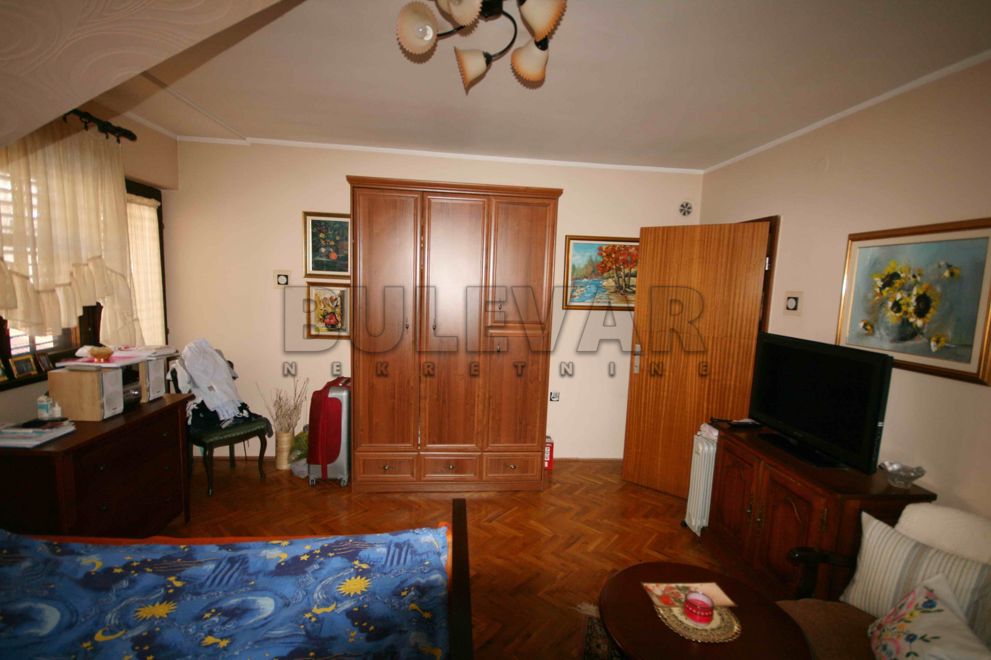 četvorosobna kuća, 275 m2, Centar, Jeronimova ID: p-07609 9