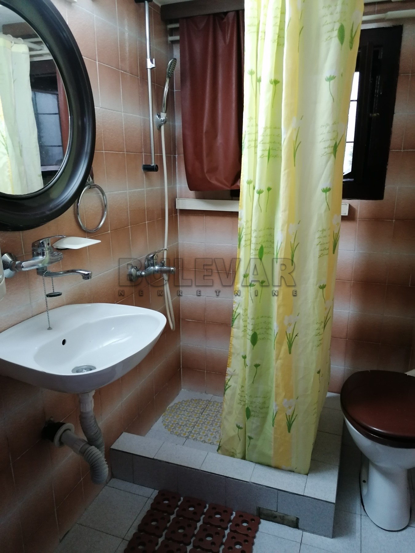 četvorosobna kuća, 275 m2, Centar, Jeronimova ID: p-07609 22