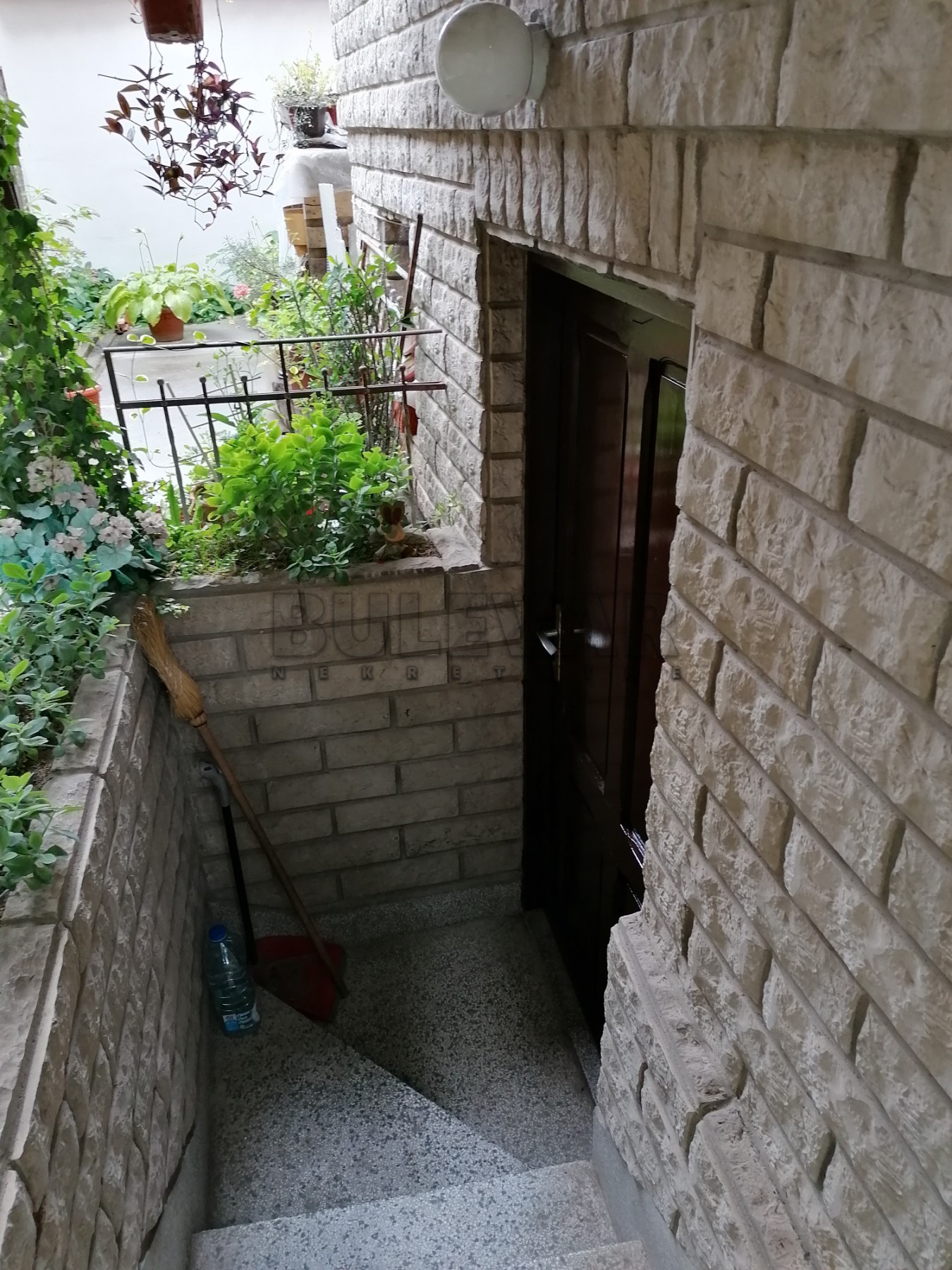 četvorosobna kuća, 275 m2, Centar, Jeronimova ID: p-07609 26