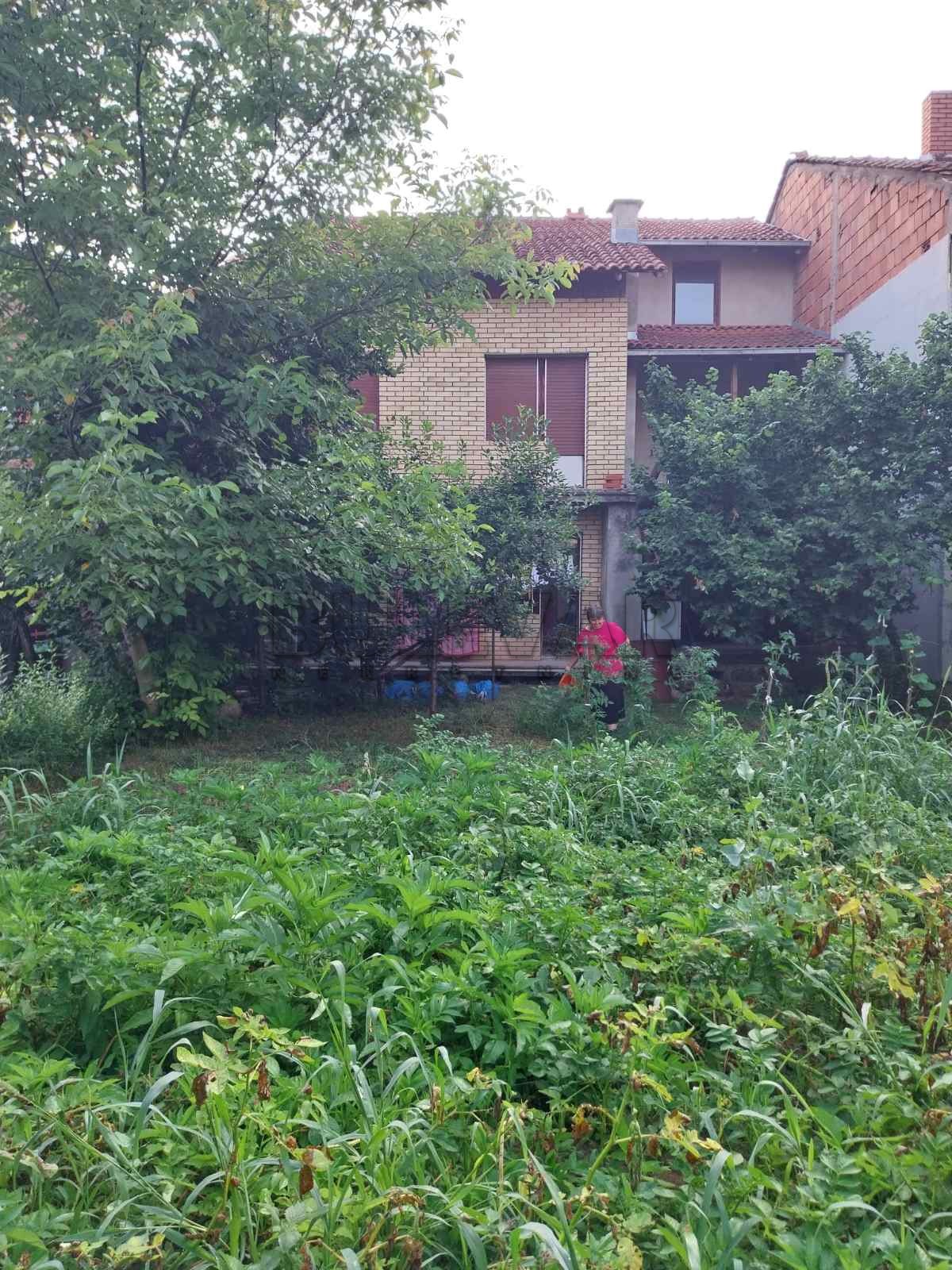 četvorosobna kuća, 283 m2, Njegoševa ID: p-010999 4