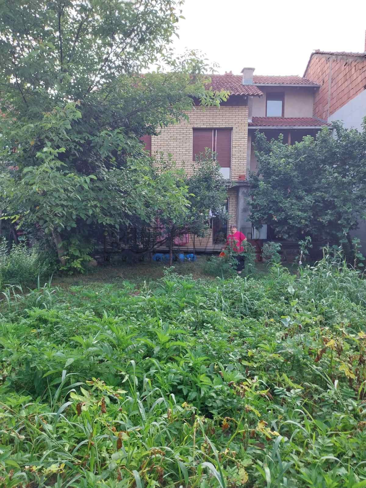 četvorosobna kuća, 283 m2, Njegoševa ID: p-010999 5