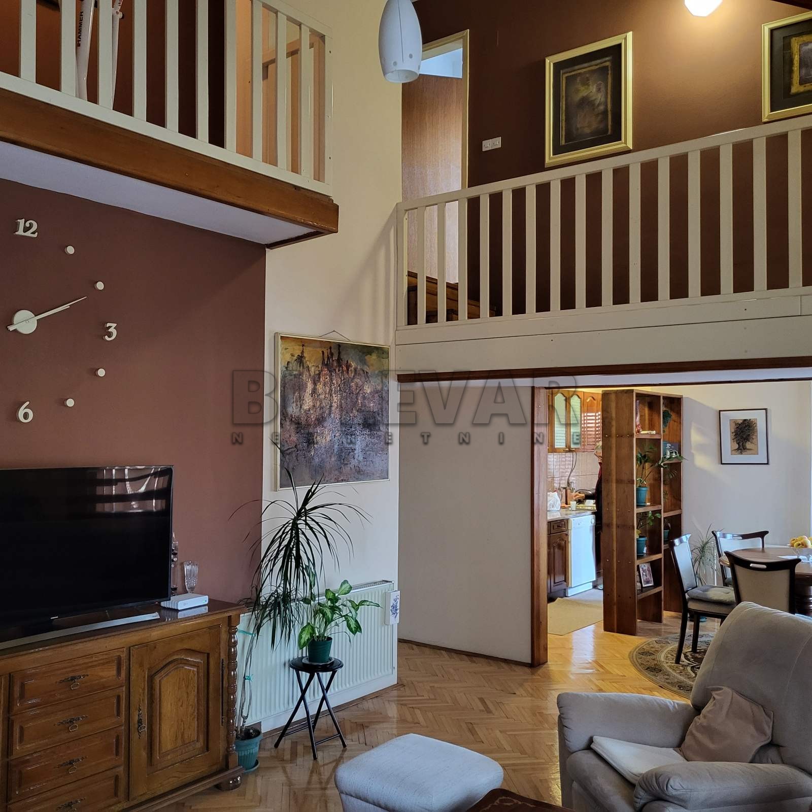 četvorosobna kuća, 286 m2, Knez Mihailova ID: p-07909 2