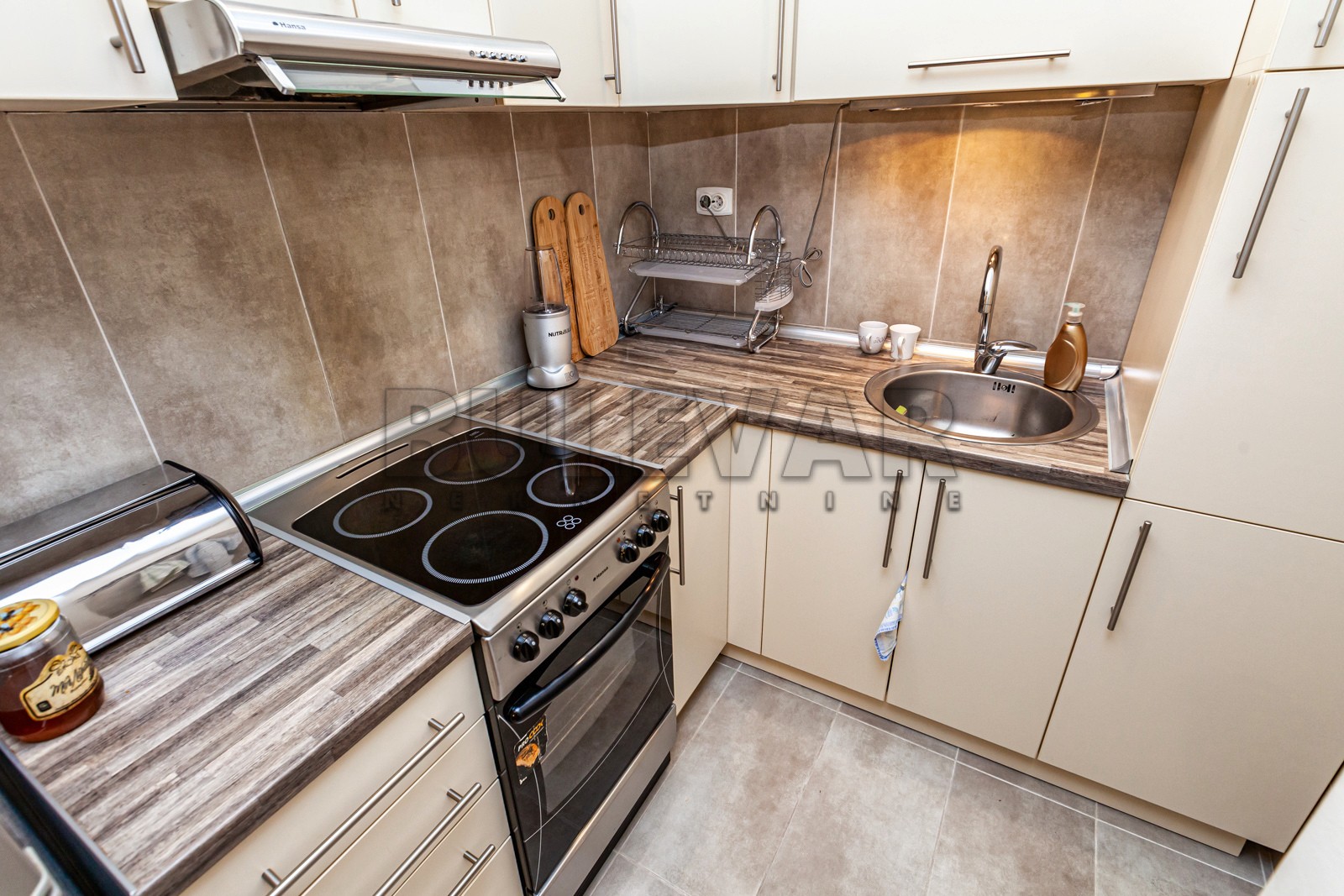 četvorosobna kuća, 290 m2, Palilula, Vase Smajevića ID: p-07179 2