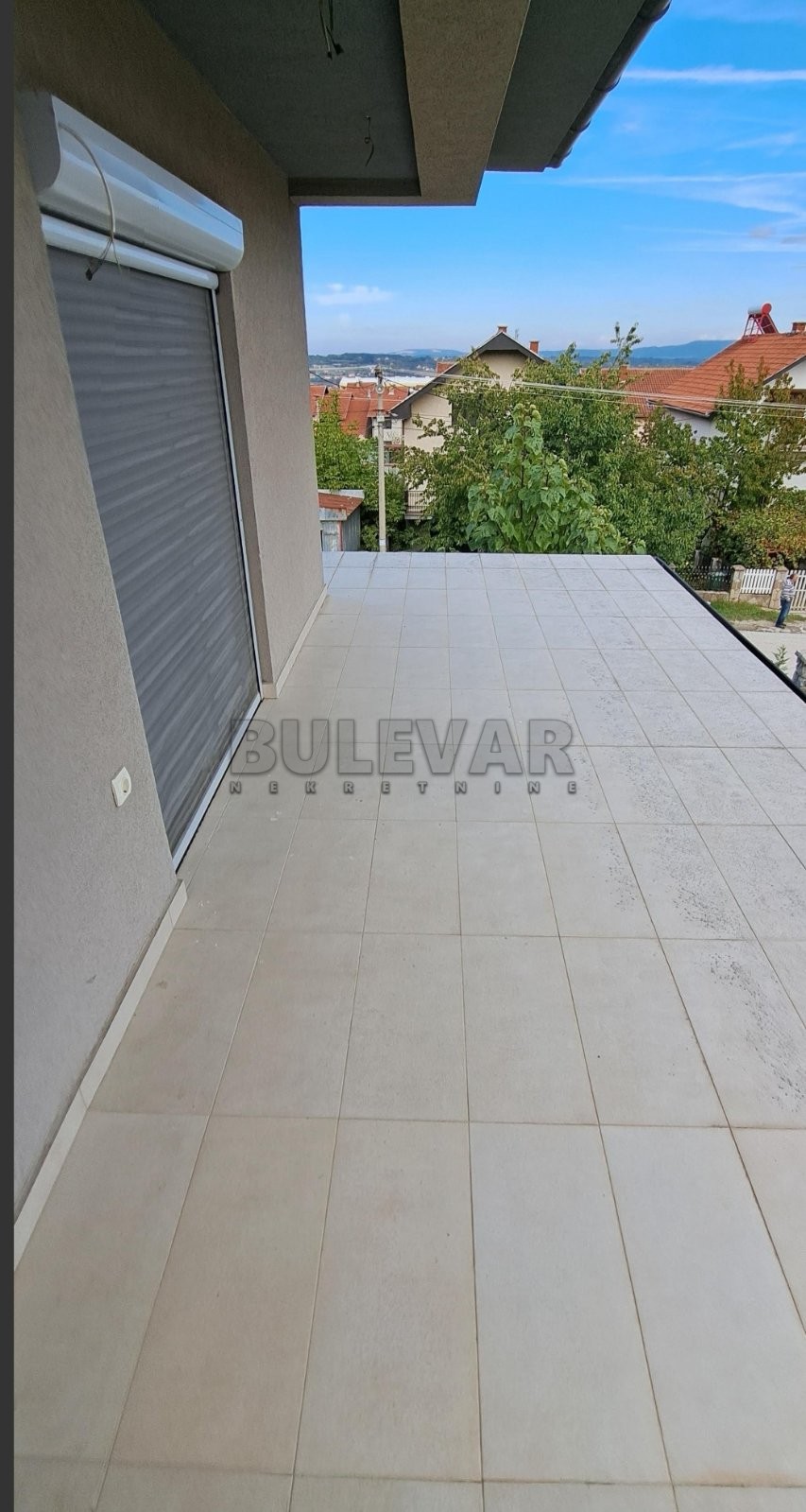 četvorosobna kuća, 300 m2, Aerodrom, 6. puka ID: p-07172 11