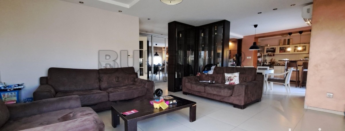 četvorosobna kuća, 300 m2, Aerodrom, 6. puka ID: p-07172 10