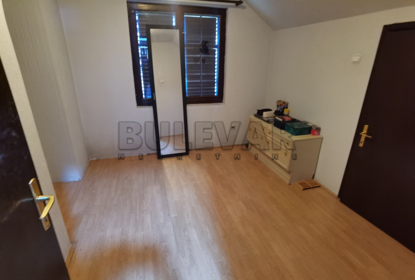 četvorosobna kuća, 300 m2, Bresnica, Martina Bagija ID: p-05559 6