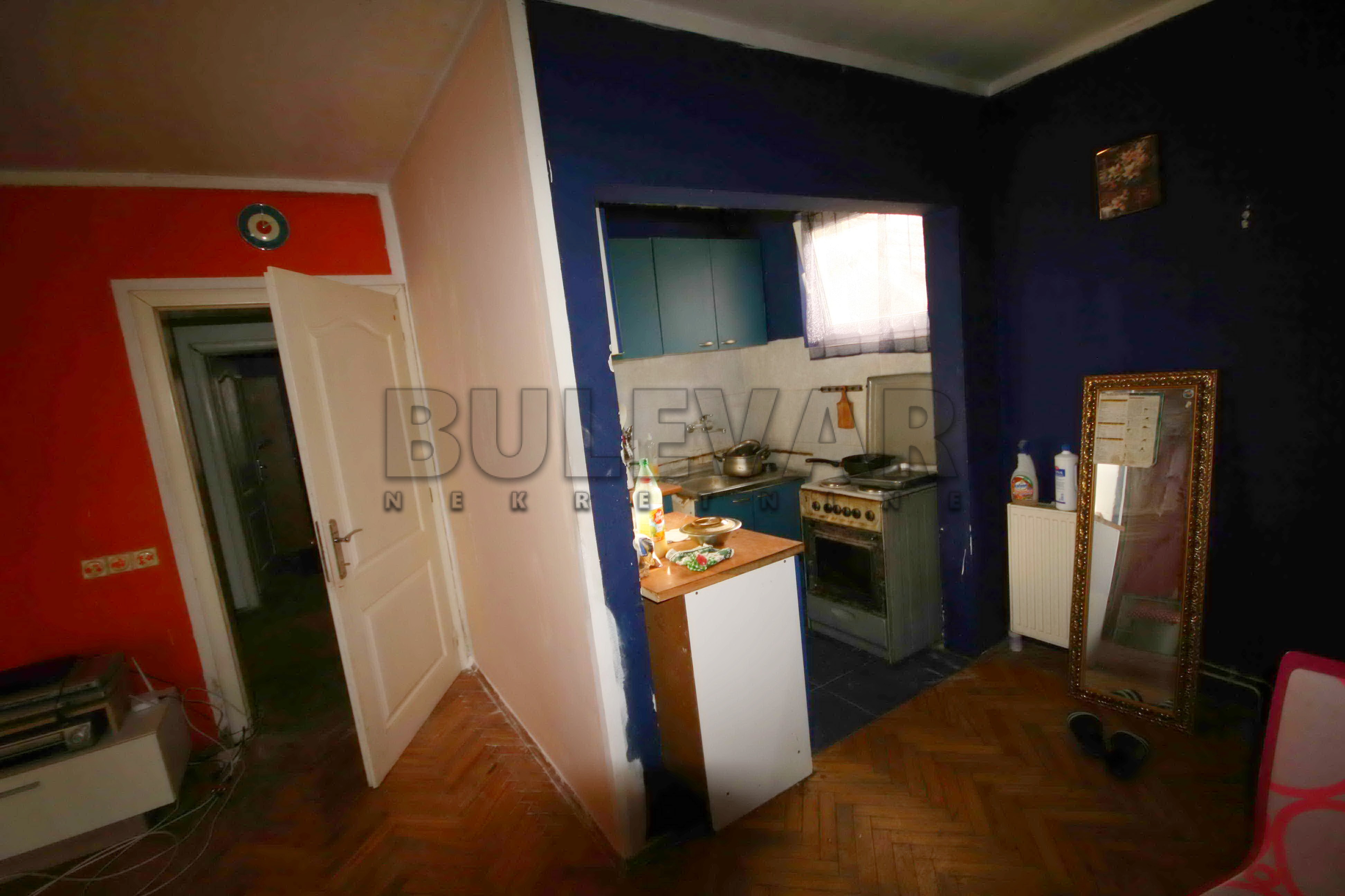 četvorosobna kuća, 300 m2, Centar, Generala Milojka Lešjanina ID: p-01808 4