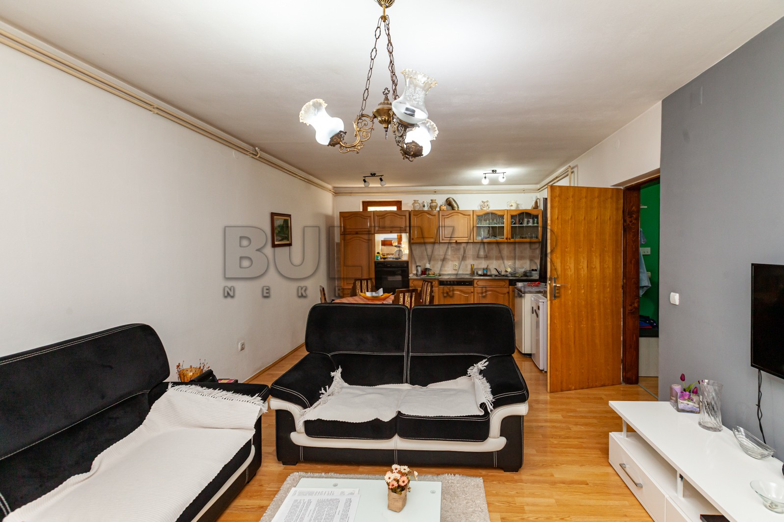 četvorosobna kuća, 300 m2, Palilula, Apelovac ID: p-06962 3