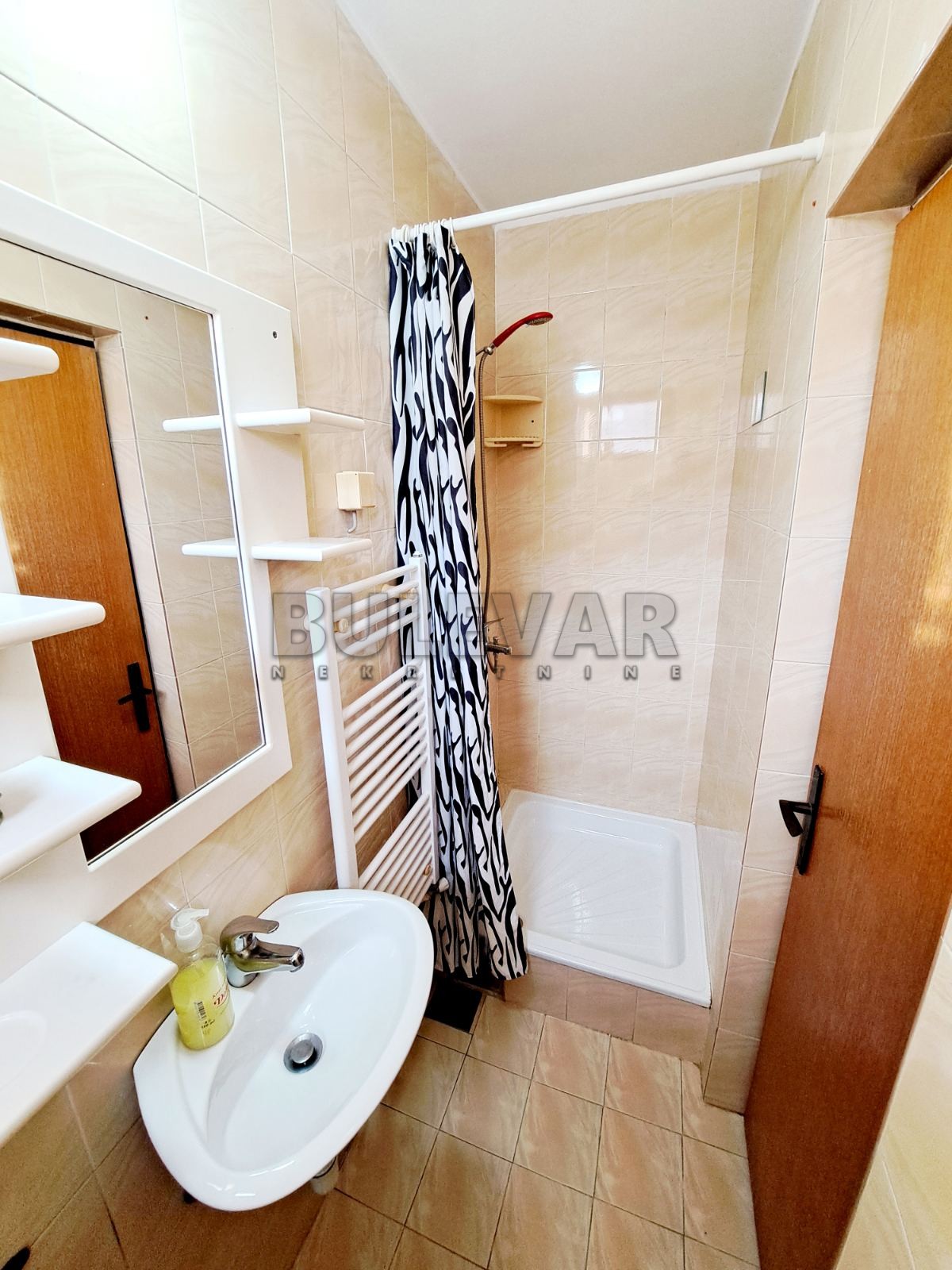 četvorosobna kuća, 300 m2, Palilula, Topličkog partizanskog odreda ID: i-010408 18