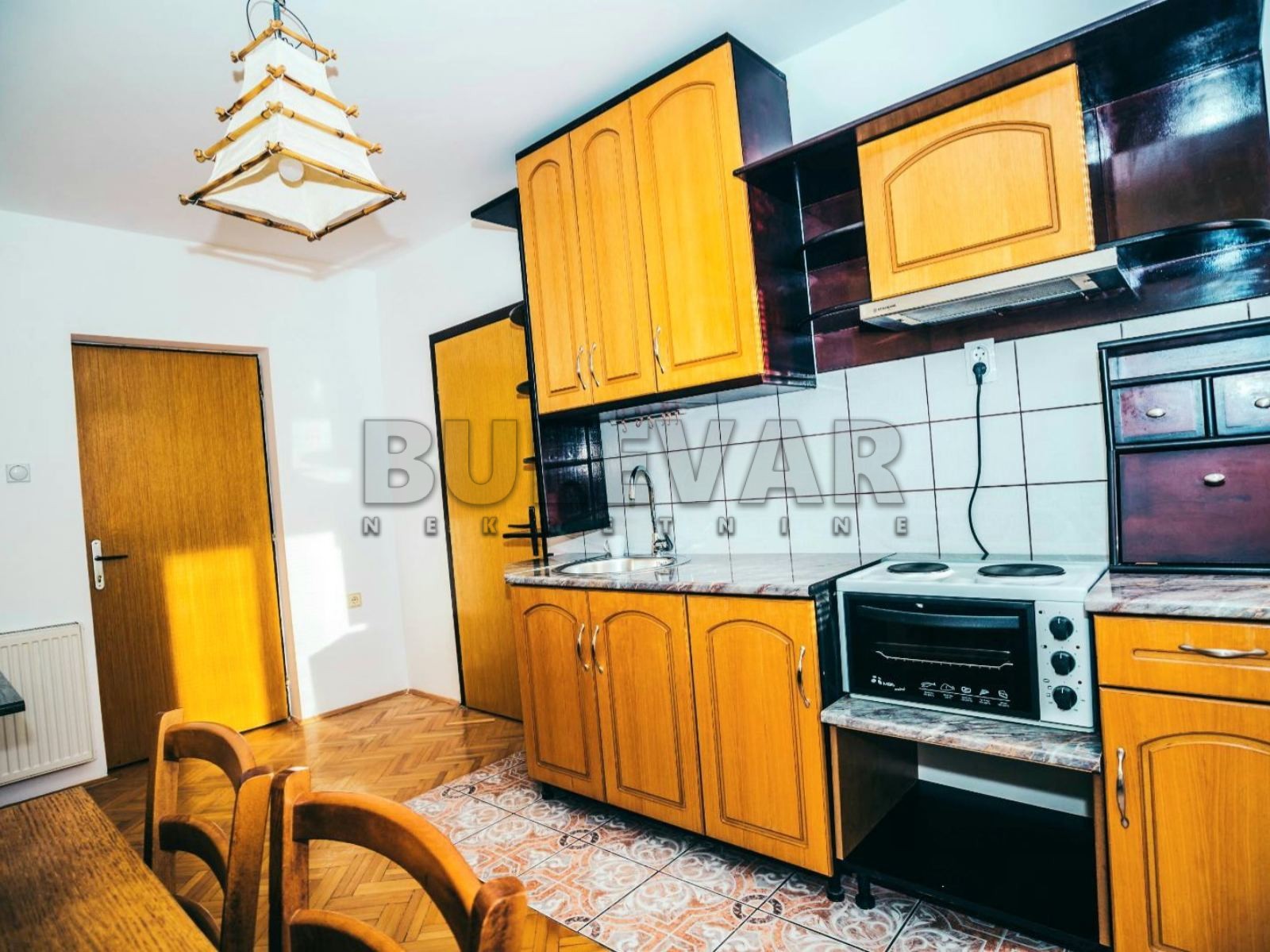četvorosobna kuća, 300 m2, Palilula, Topličkog partizanskog odreda ID: i-010408 21