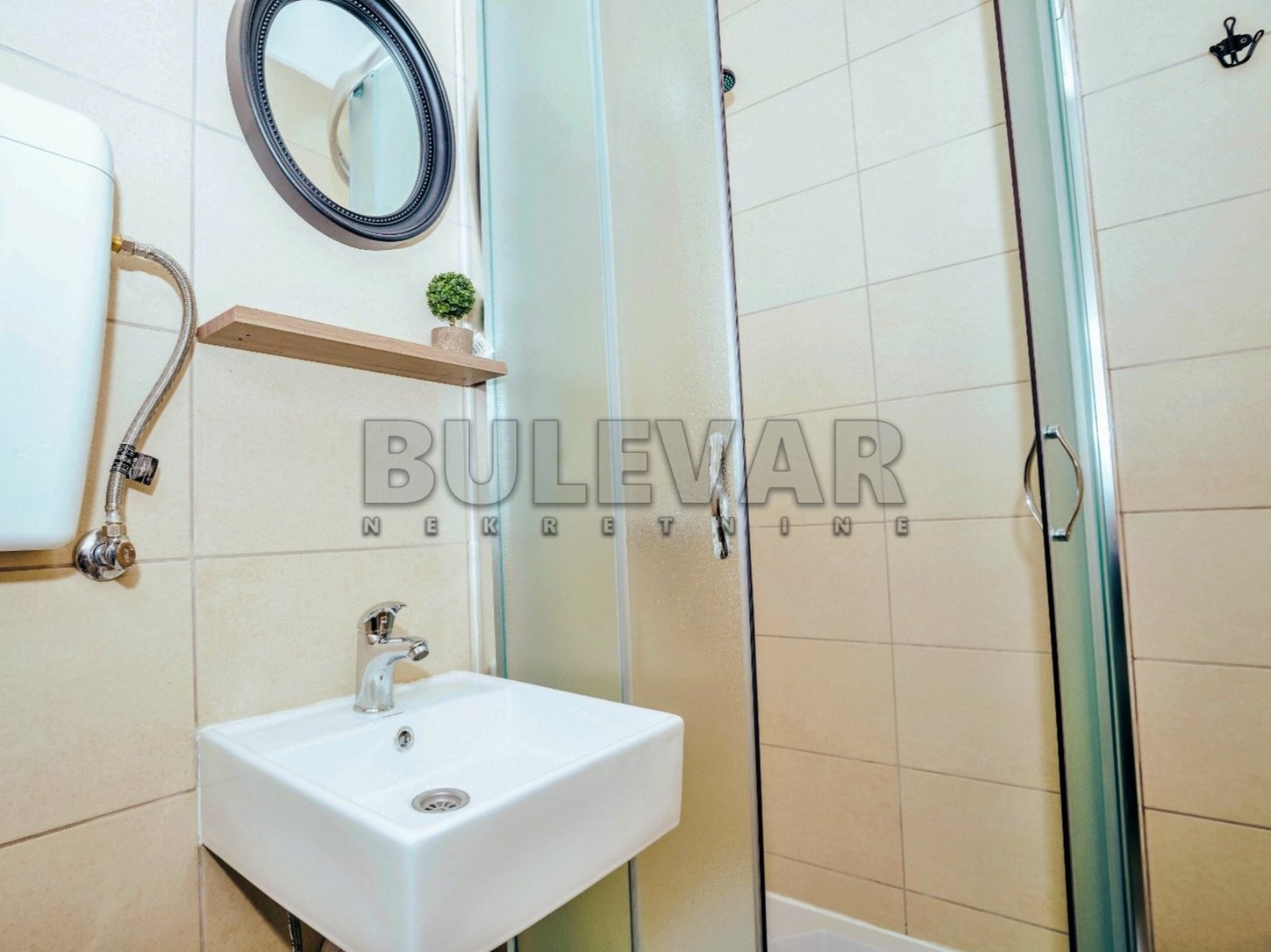 četvorosobna kuća, 300 m2, Palilula, Topličkog partizanskog odreda ID: i-010408 32