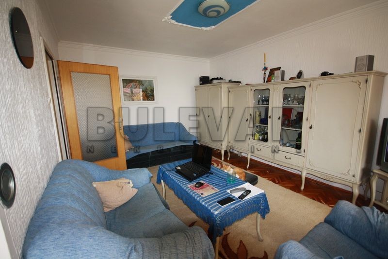 četvorosobna kuća, 300 m2, Pantelej, Somborska ID: p-0241 2