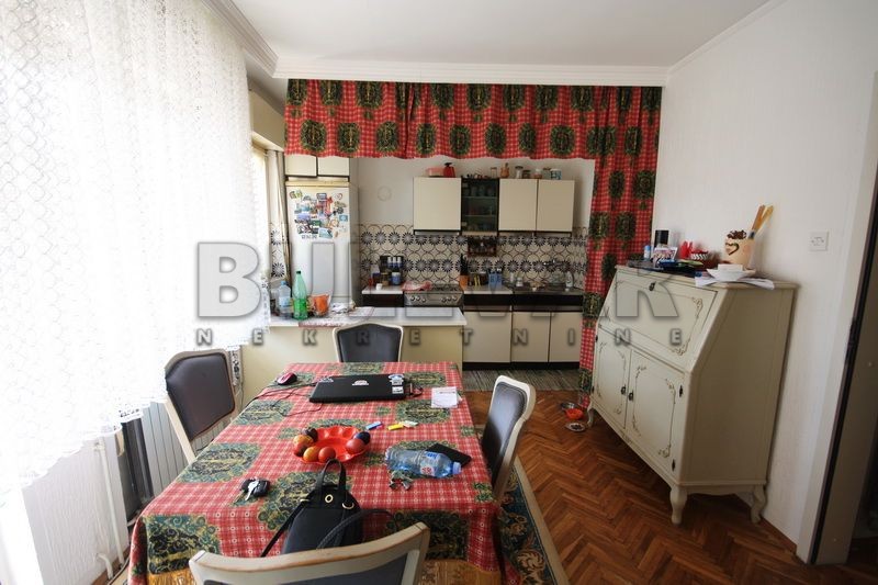 četvorosobna kuća, 300 m2, Pantelej, Somborska ID: p-0241 3