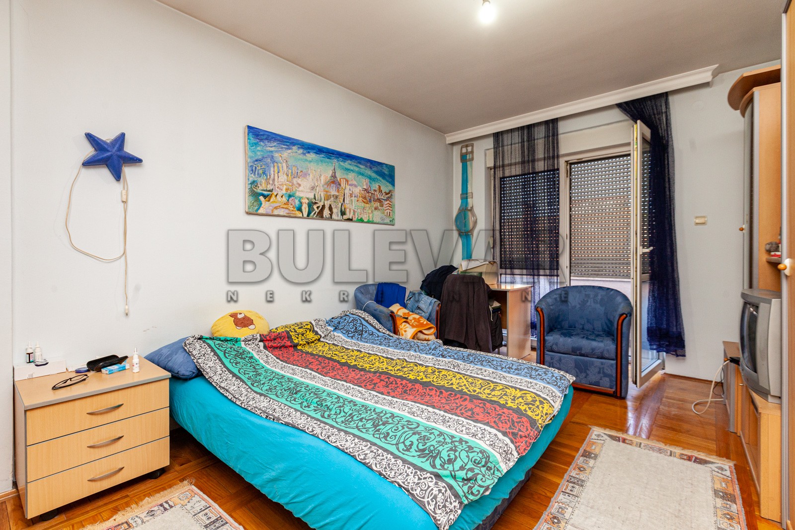 četvorosobna kuća, 300 m2, Šojka, Jug Bogdanova ID: i-05256 19