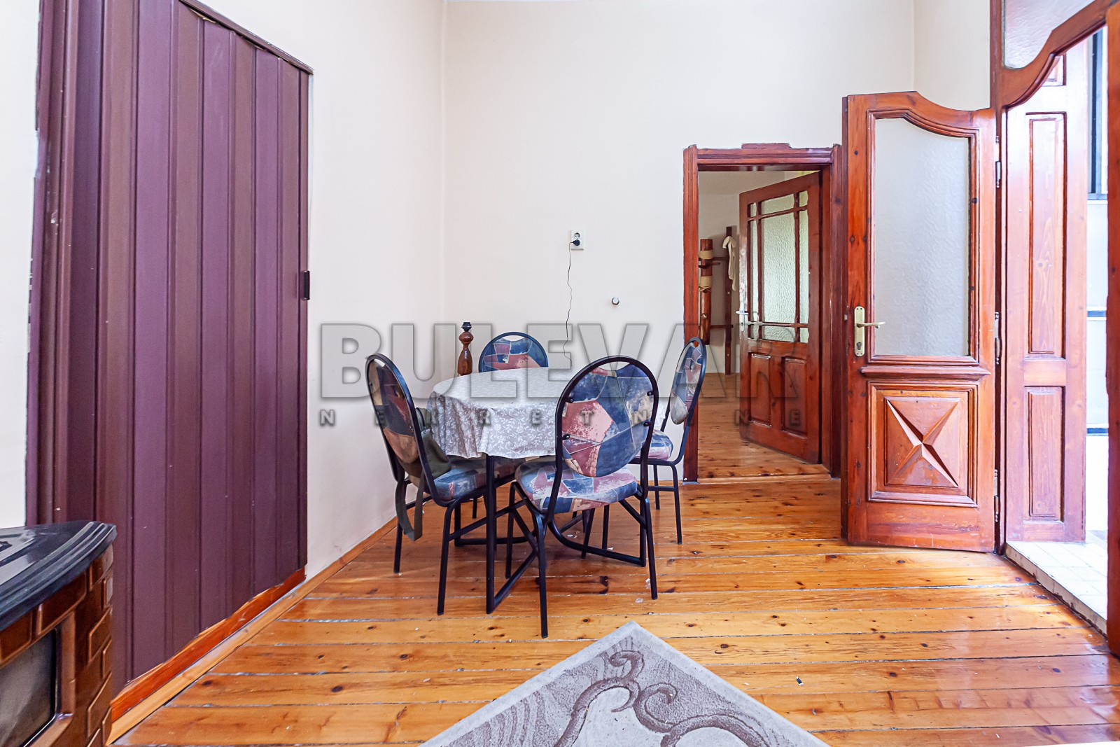 četvorosobna kuća, 310 m2, Kičevo, Kosovska ID: p-09668 16