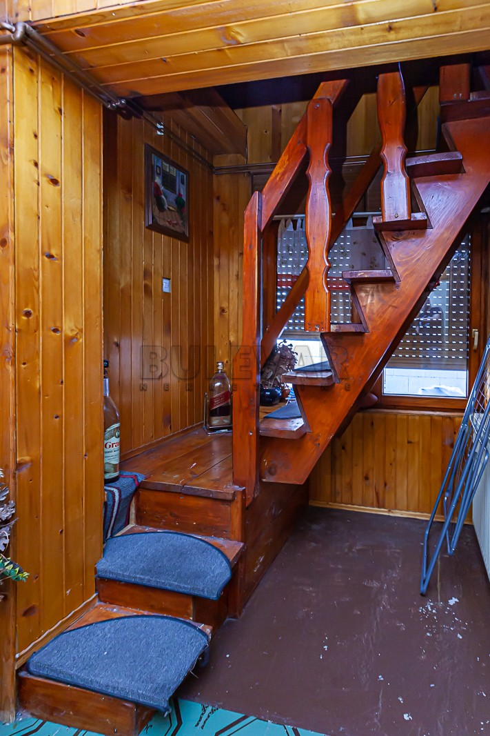 četvorosobna kuća, 310 m2, Kičevo, Kosovska ID: p-09668 23