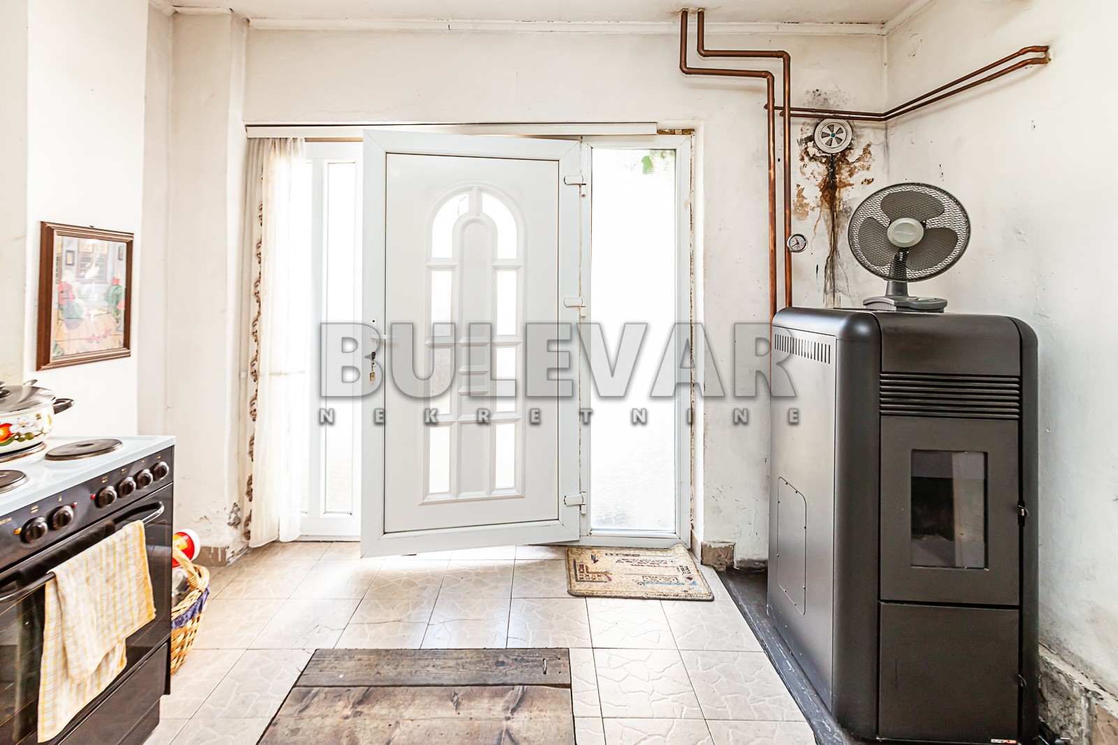 četvorosobna kuća, 310 m2, Kičevo, Kosovska ID: p-09668 26