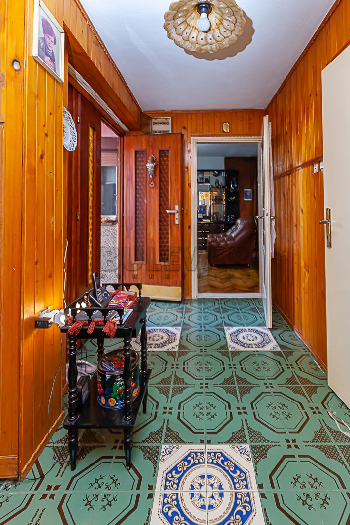 četvorosobna kuća, 310 m2, Kičevo, Kosovska ID: p-09668 27