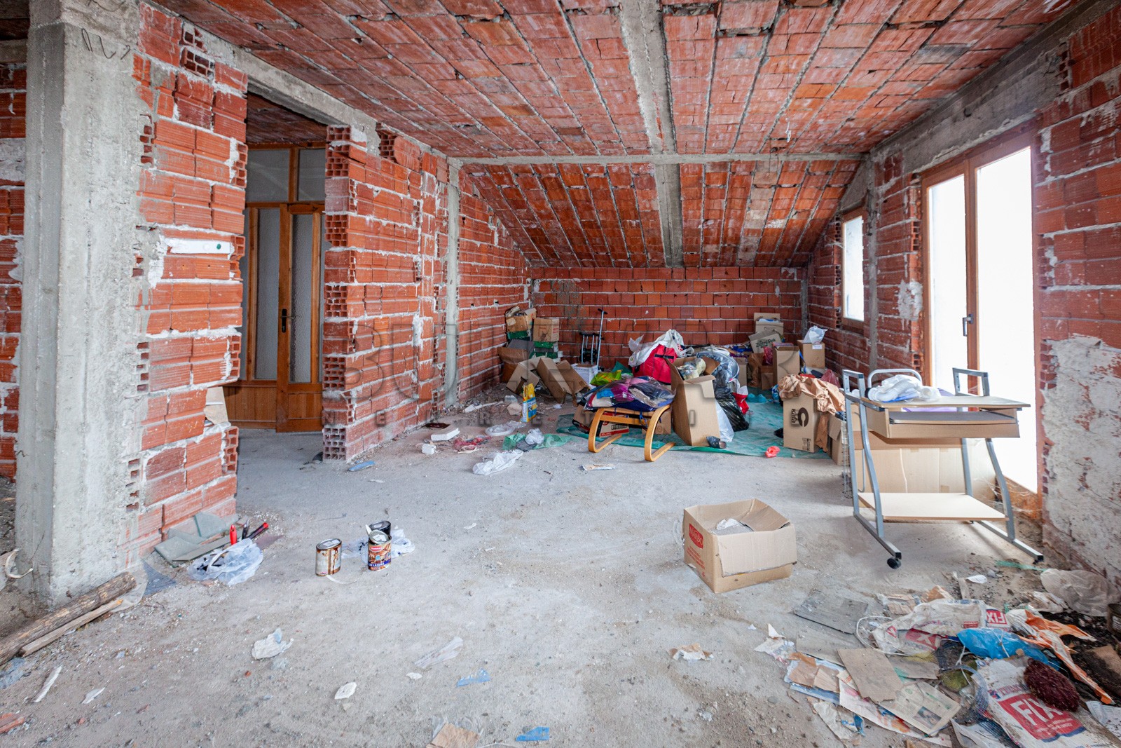 četvorosobna kuća, 323 m2, Brzi Brod, Timočka ID: p-04939 23