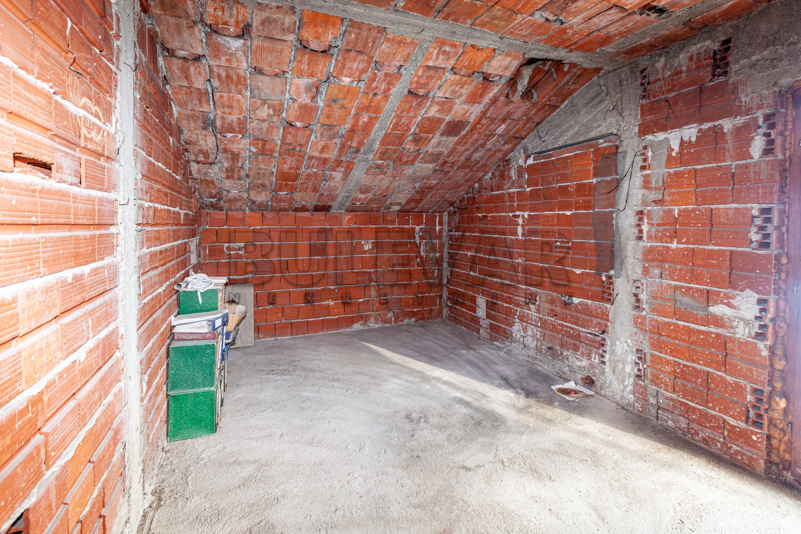 četvorosobna kuća, 323 m2, Brzi Brod, Timočka ID: p-04939 24