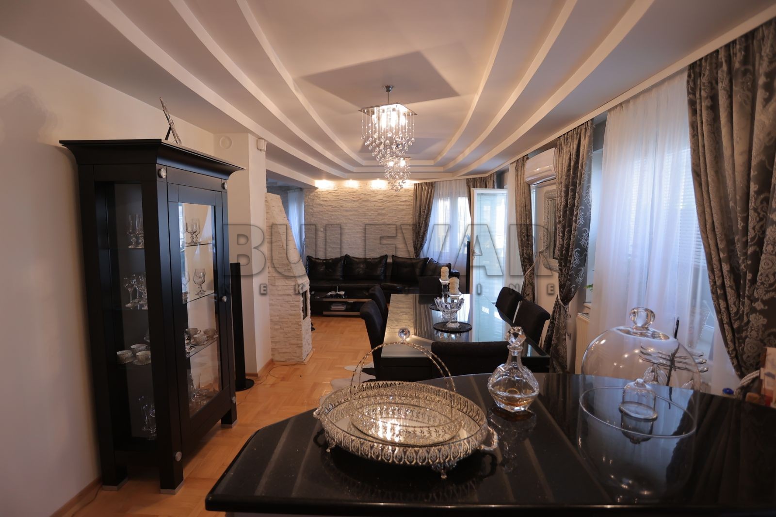 četvorosobna kuća, 332 m2, Durlan, Despota Djurdja ID: p-06868 3