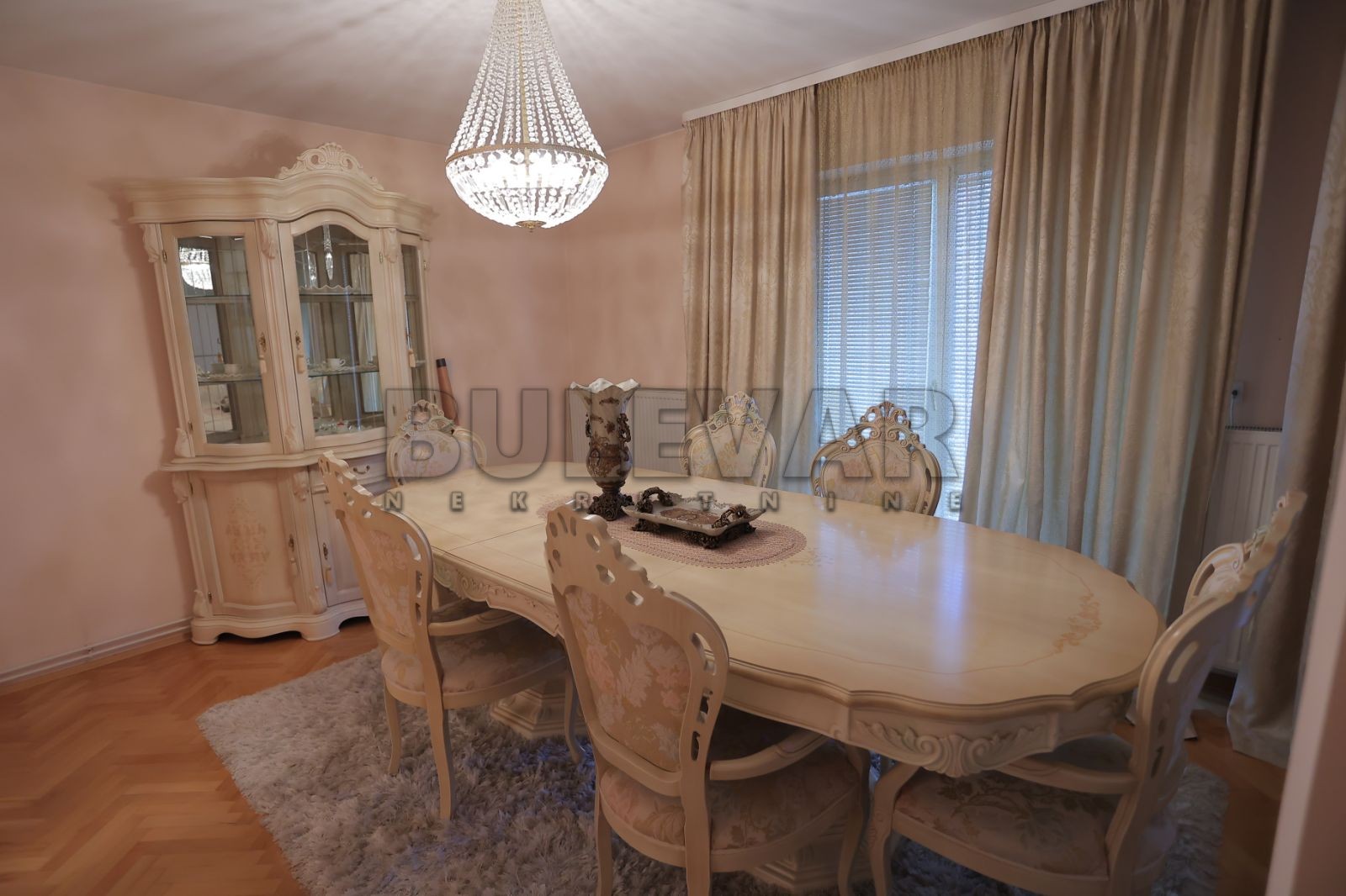 četvorosobna kuća, 332 m2, Durlan, Despota Djurdja ID: p-06868 19