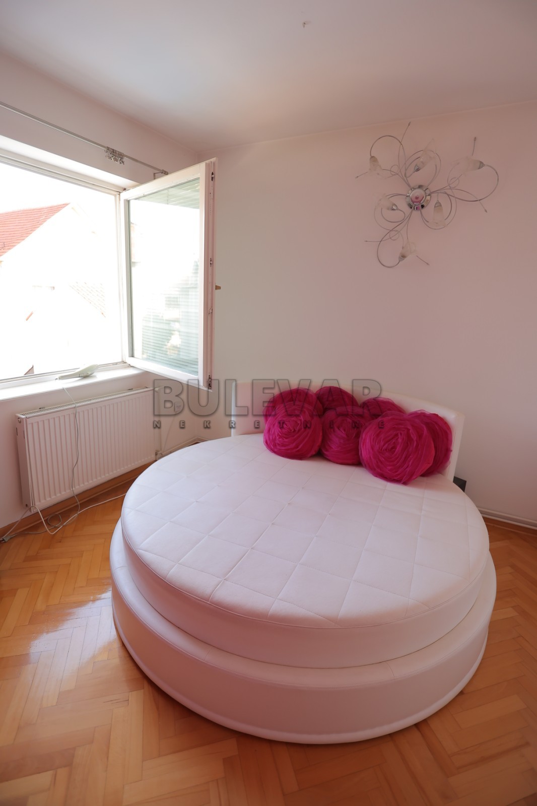 četvorosobna kuća, 332 m2, Durlan, Despota Djurdja ID: p-06868 20